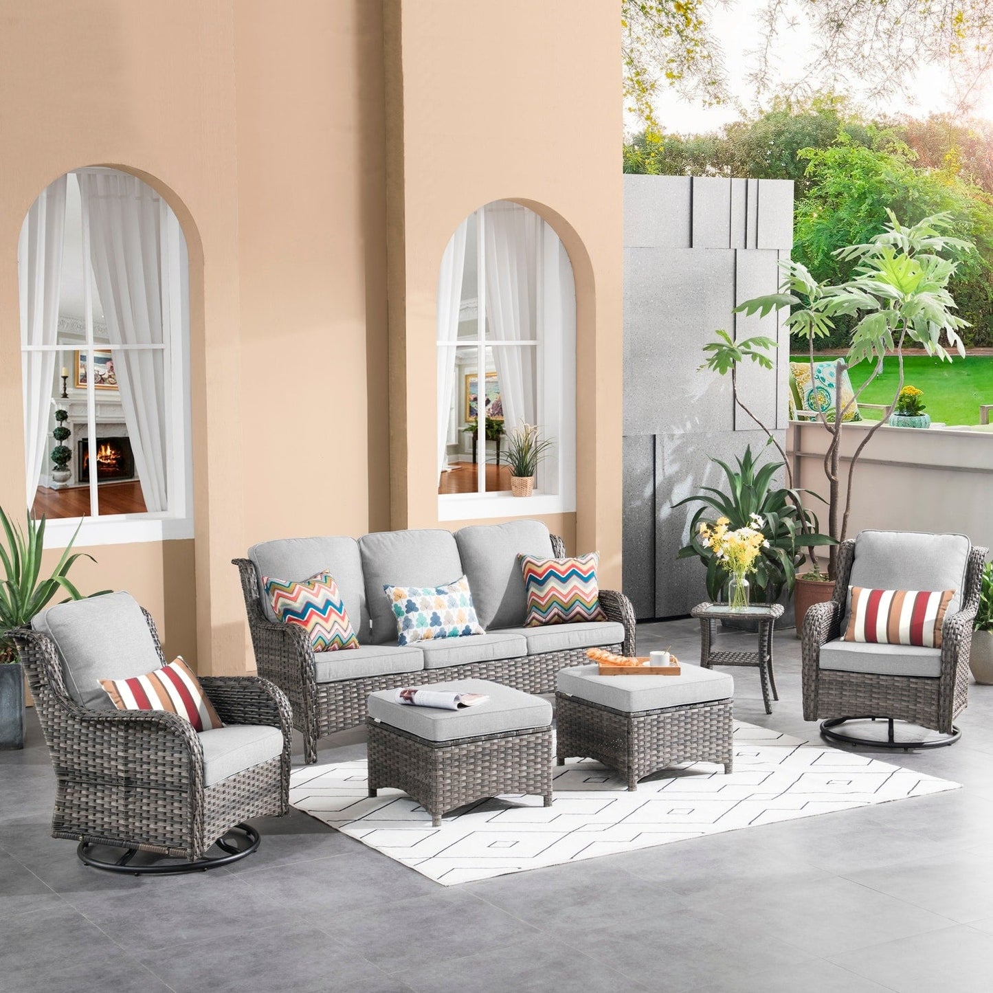 Ensemble de conversation en osier OVIOS 6 pièces avec chaises pivotantes