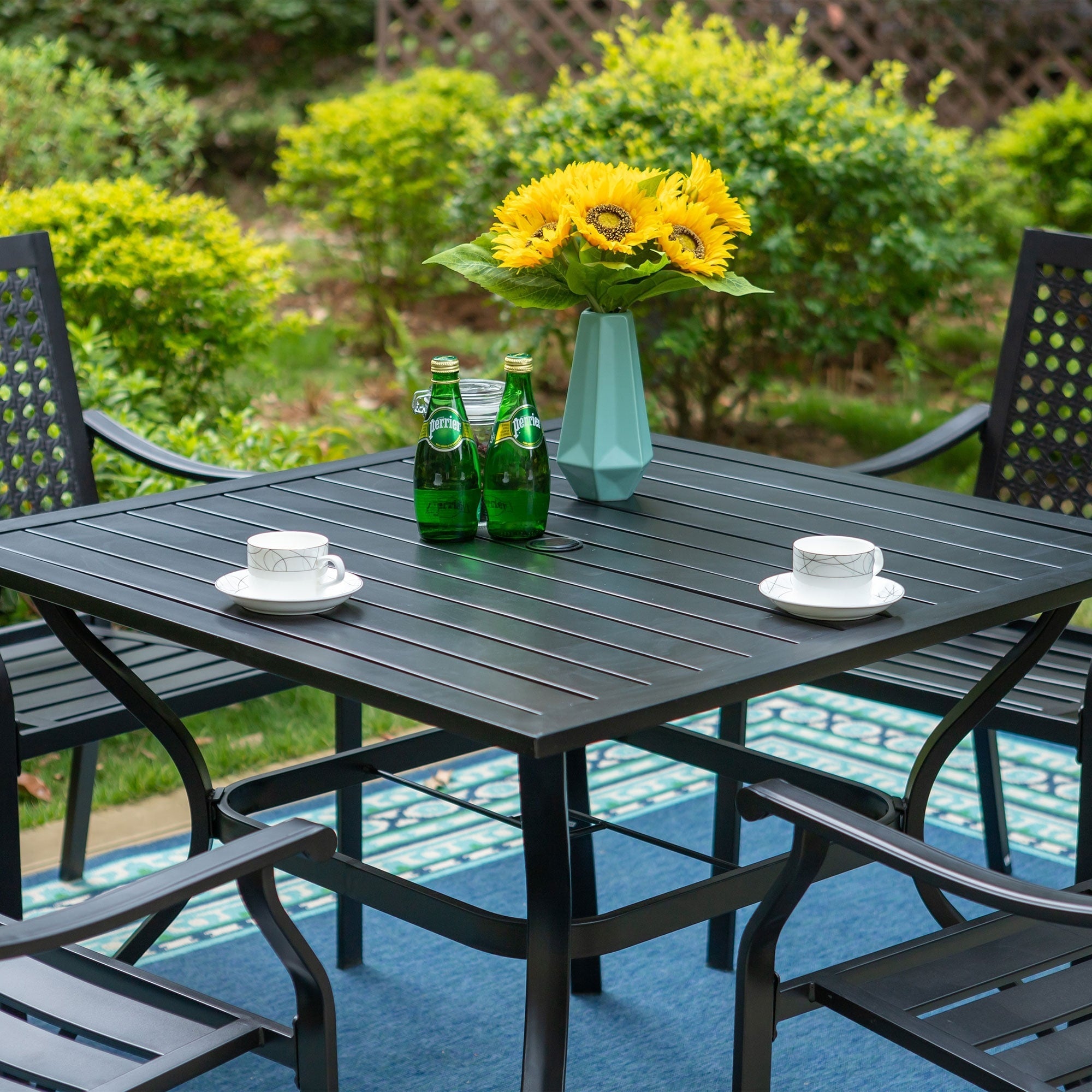 Ensemble de salle à manger de patio en métal 5 pièces avec revêtement électronique