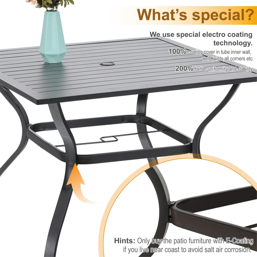 Ensemble de salle à manger de patio MAISON ARTS 5 pièces avec parasol rond de 10 pieds, 4 chaises de salle à manger pivotantes avec coussin et table de patio à lattes en acier