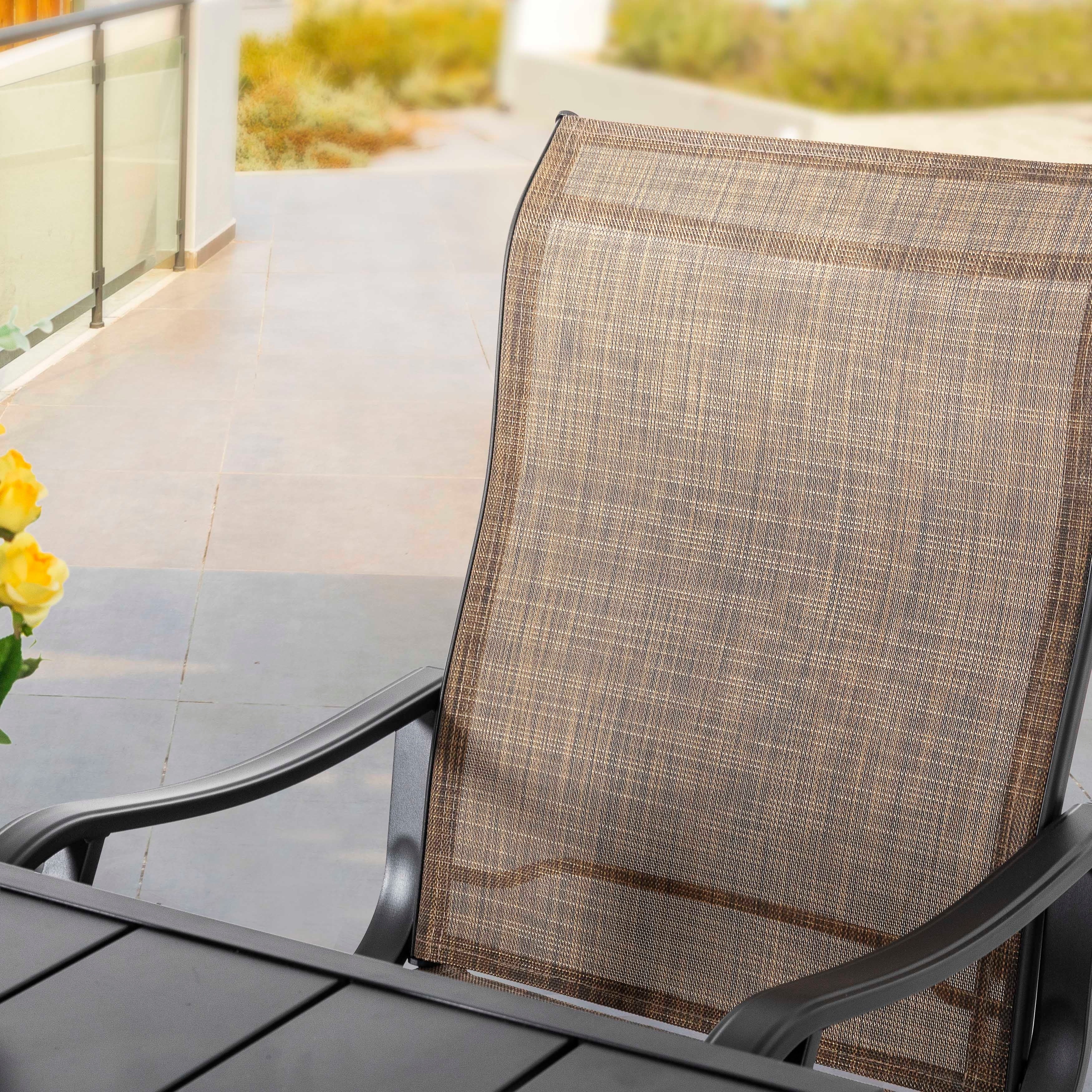 Ensemble de salle à manger Nuu Garden Patio 5 pièces en fer avec chaises pivotantes en textilène