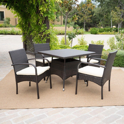 Ensemble de salle à manger d'extérieur Patterson 5 pièces en osier avec coussins par Christopher Knight Home