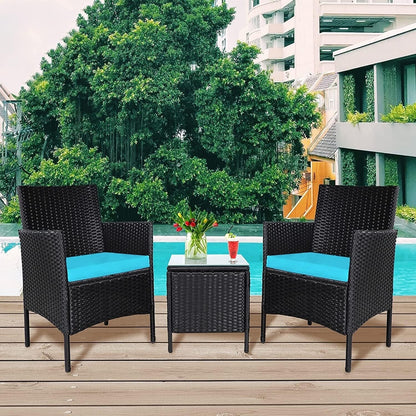 Ensemble de bistrot d'extérieur 3 pièces en osier rembourré Pheap par Havenside Home