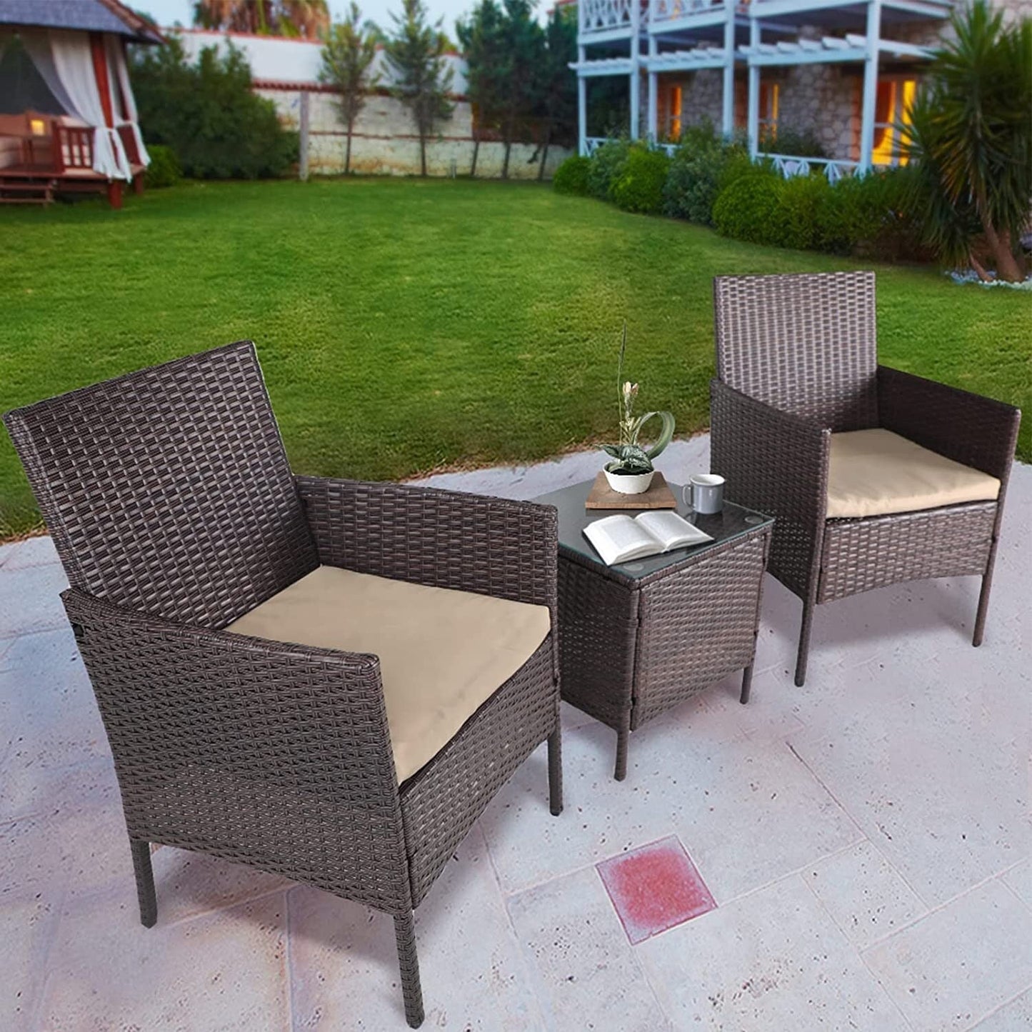 Ensemble de bistrot d'extérieur 3 pièces en osier rembourré Pheap par Havenside Home
