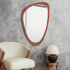 Miroir mural asymétrique en forme de pavé avec cadre en pin