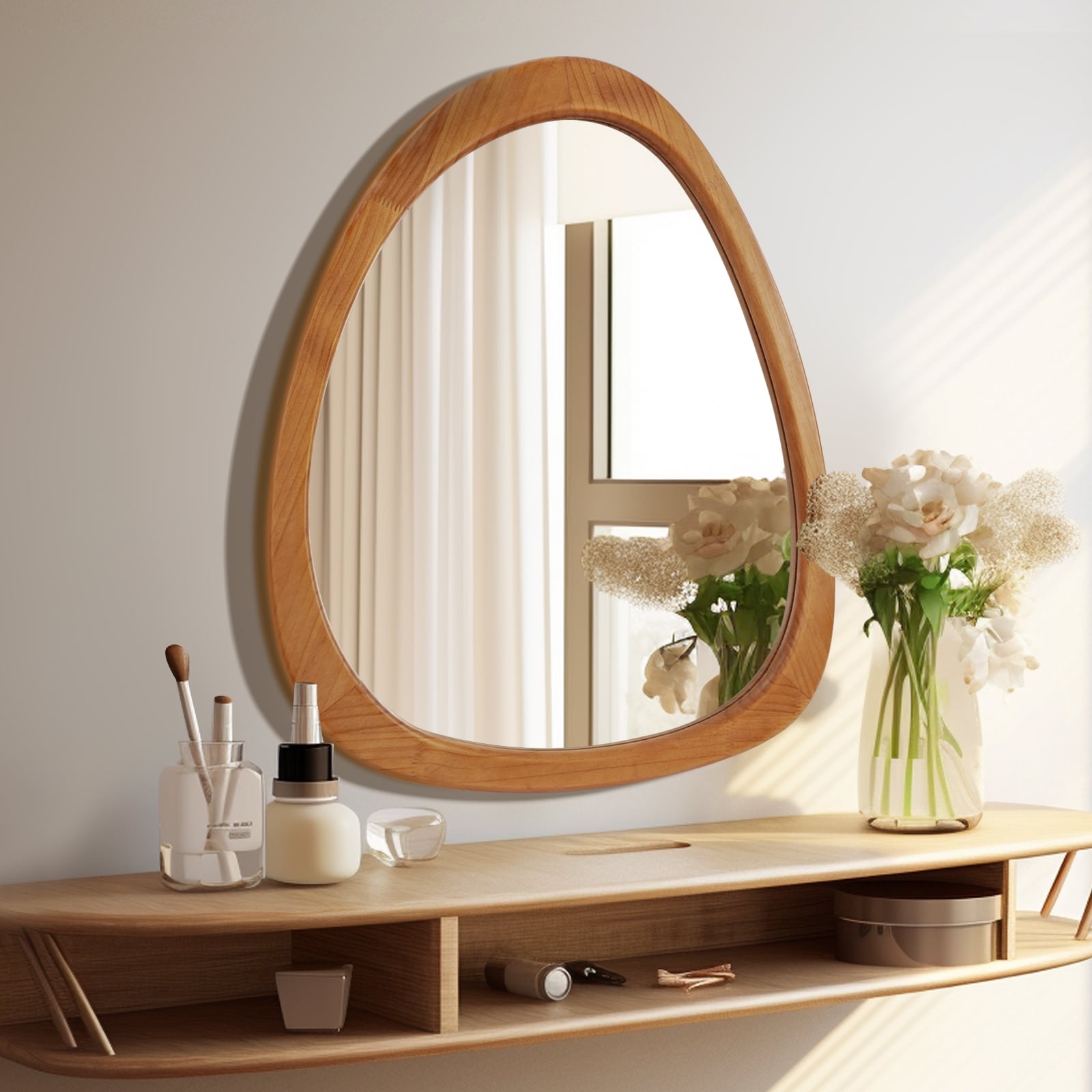 Miroir mural asymétrique en forme de pavé avec cadre en pin