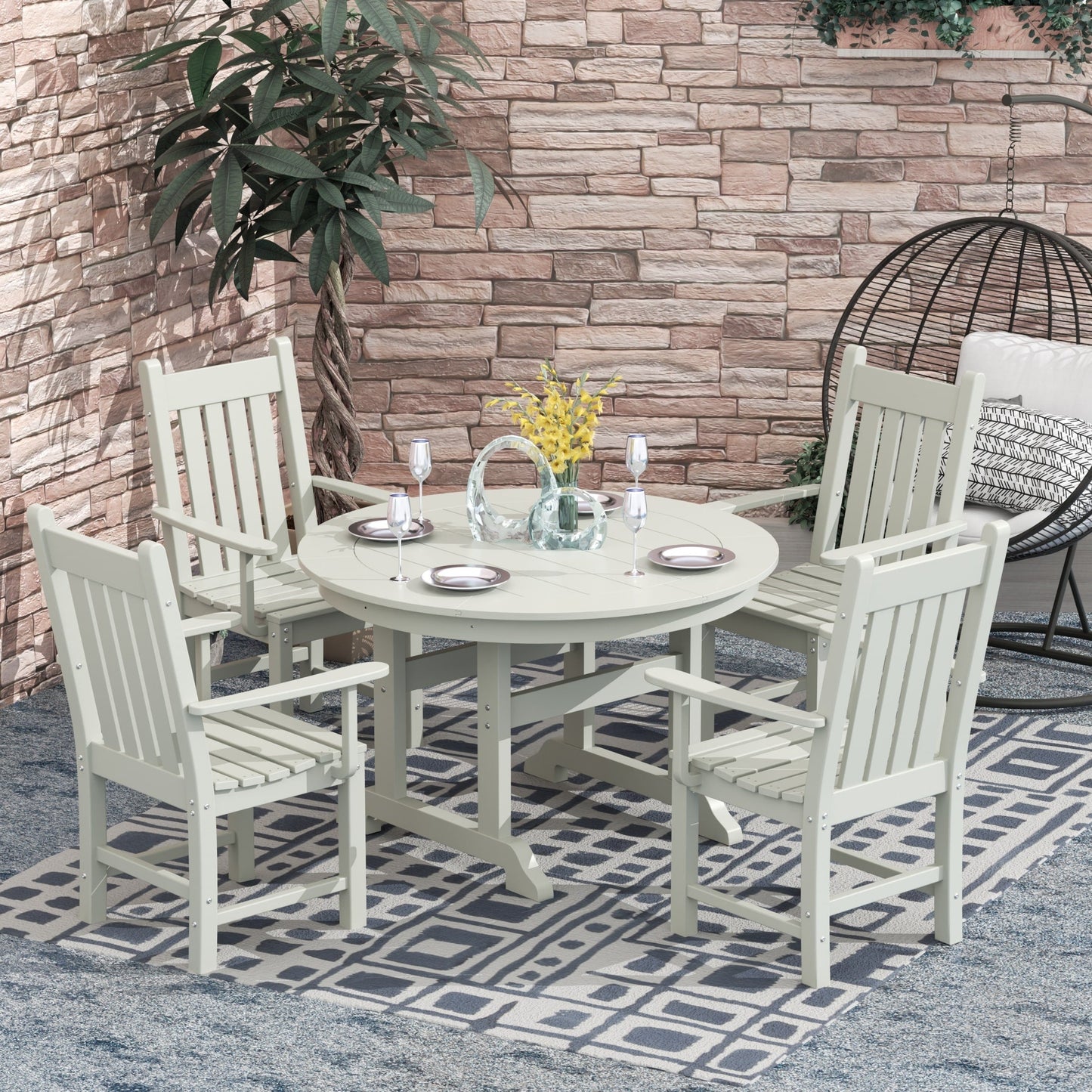 Ensemble de salle à manger d'extérieur Polytrends Laguna en PEHD, toutes saisons, avec table ronde et fauteuils (ensemble de 5 pièces)