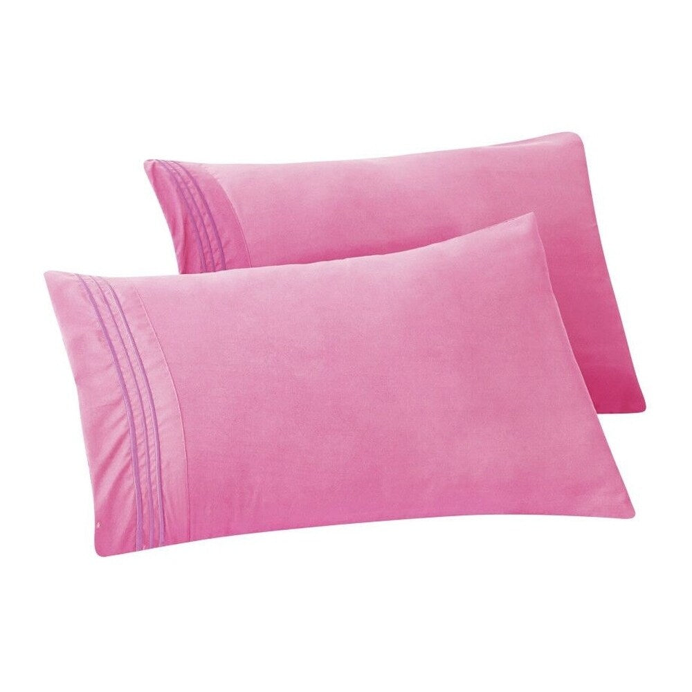 Taies d'oreiller Porch &amp; Den Briggs résistantes aux plis et à la décoloration (lot de 2)