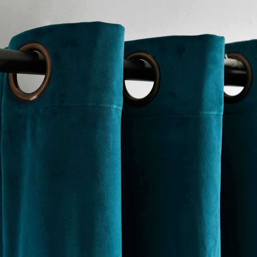 Ensemble de rideaux occultants en velours uni Porch &amp; Den Lapeyrous