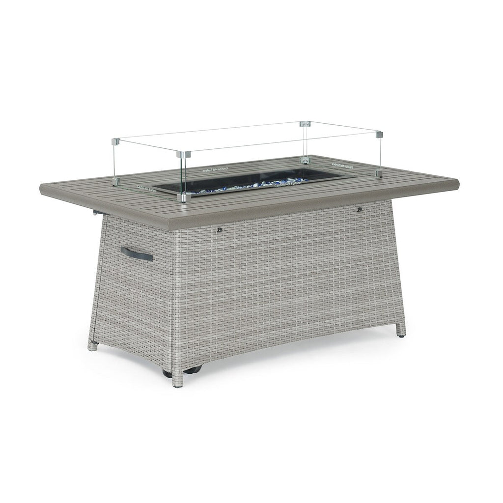 Ensemble de 4 sièges de patio d'extérieur Portofino Casual Sunbrella avec fonction de mouvement et de feu