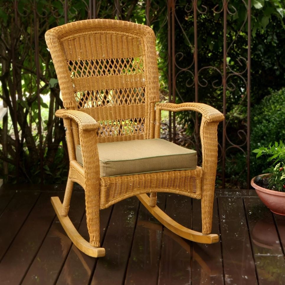 Ensemble de 3 chaises à bascule d'extérieur en osier ambré Portside Southwest