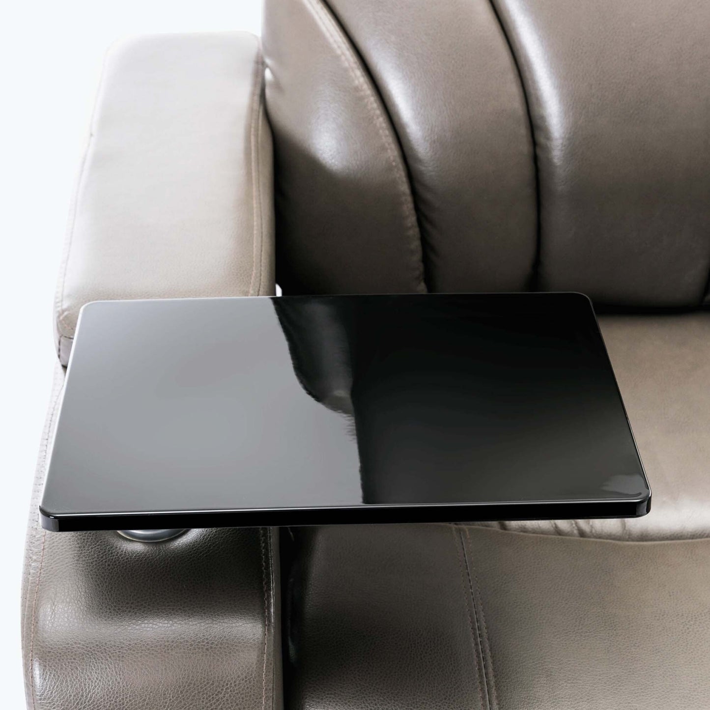 Fauteuil inclinable électrique avec port de chargement USB et rangement dissimulé des accoudoirs, avec porte-gobelet pratique et chaîne stéréo