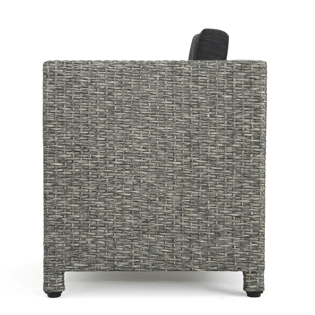 Fauteuil club d'extérieur Puerta en osier avec coussins (lot de 2) par Christopher Knight Home