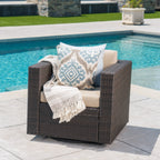 Fauteuil club pivotant d'extérieur en osier Puerta par Christopher Knight Home