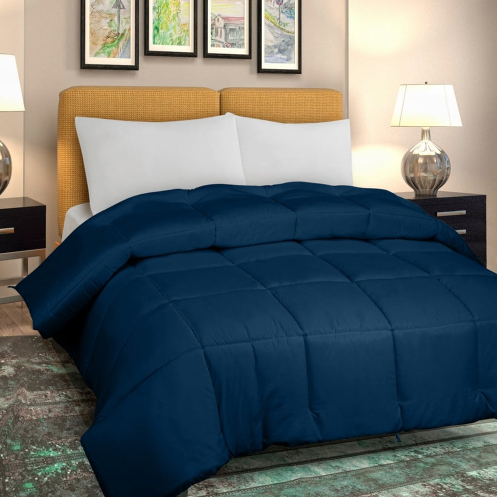 Couette Royale King - Couette toutes saisons en duvet synthétique - Couette matelassée légère (King, bleu marine)