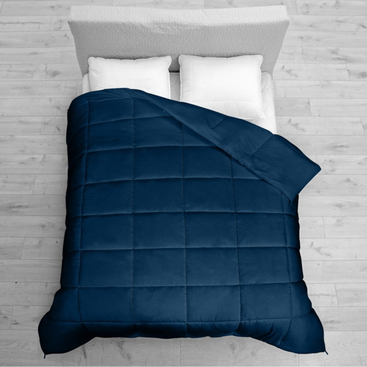 Couette Royale King - Couette toutes saisons en duvet synthétique - Couette matelassée légère (King, bleu marine)