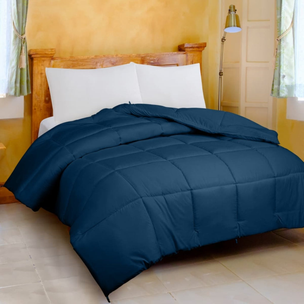 Couette Royale King - Couette toutes saisons en duvet synthétique - Couette matelassée légère (King, bleu marine)