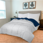 Couette Royale King - Couette toutes saisons en duvet synthétique - Couette matelassée légère (King, bleu marine)