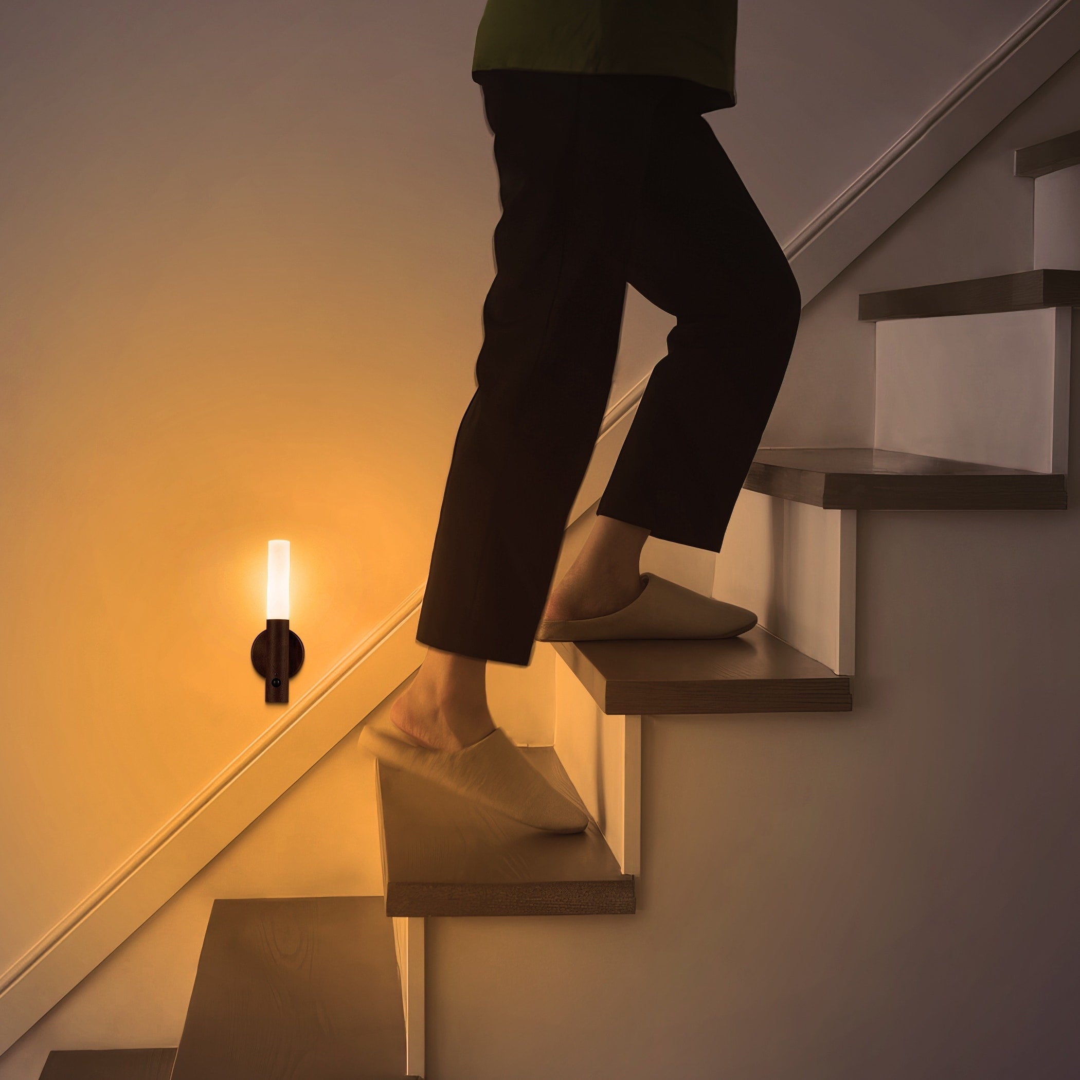 Applique murale magnétique rechargeable avec détecteur de mouvement et veilleuse LED