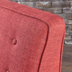 Fauteuil inclinable rembourré en tissu rouge style milieu du siècle avec repose-pieds, dossier capitonné et pieds en hêtre