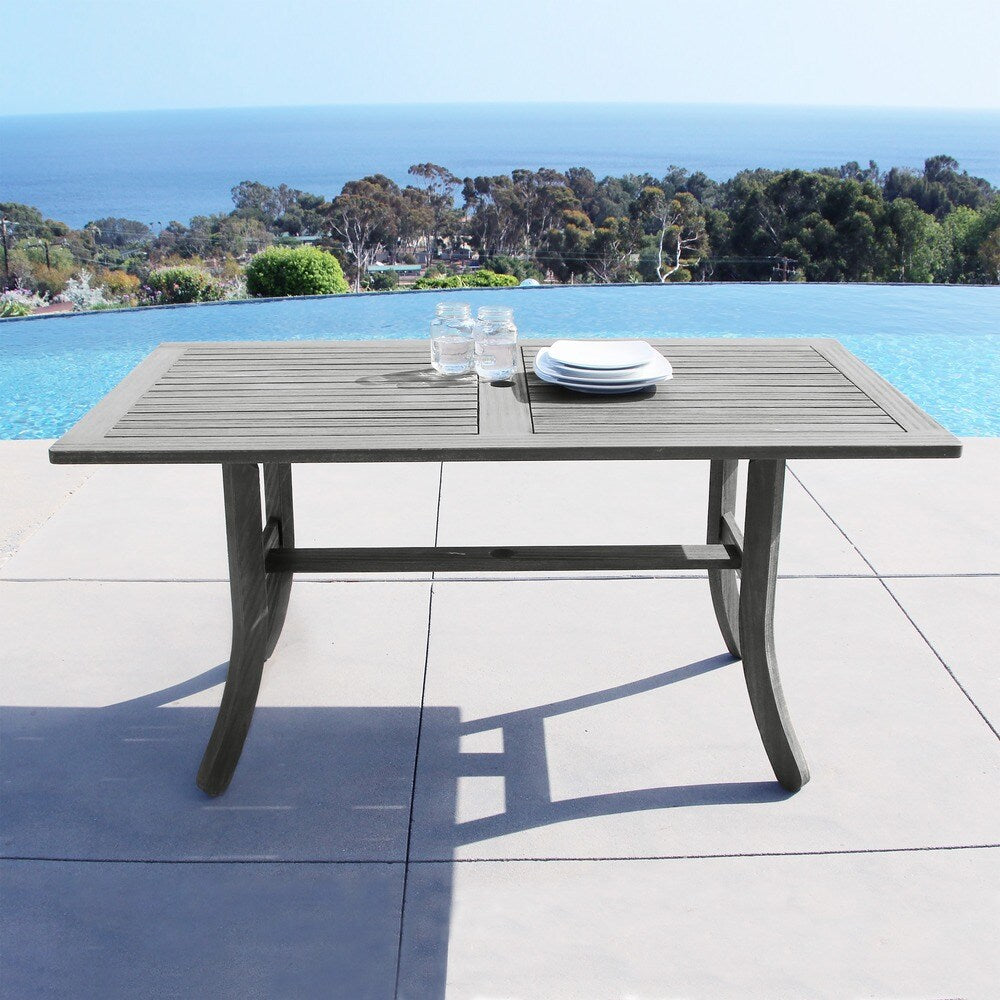 Ensemble de salle à manger d'extérieur en bois dur Surfside, table rectangulaire avec banc et fauteuil, par Havenside Home