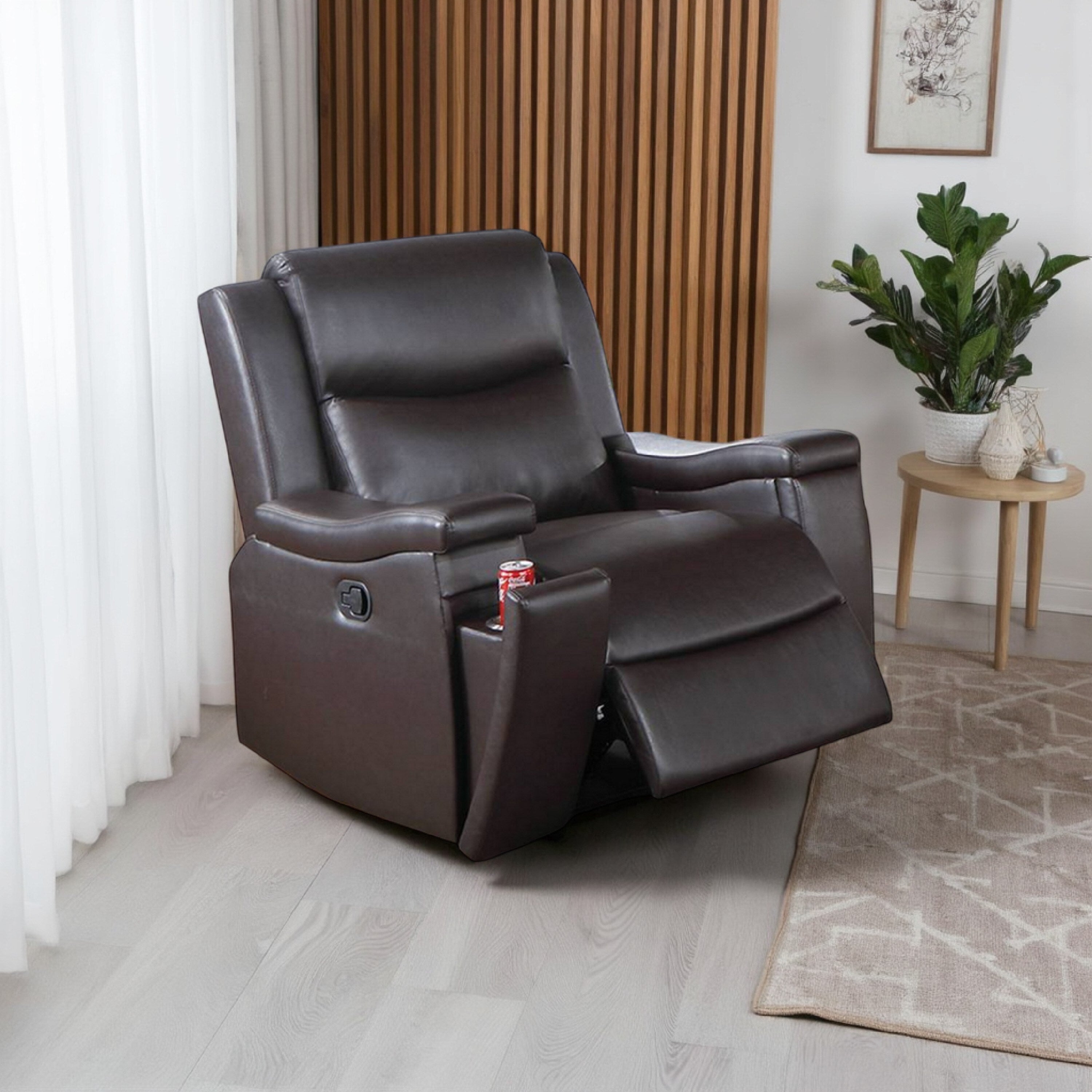Fauteuil inclinable manuel Renna, porte-gobelet, bois massif, similicuir marron