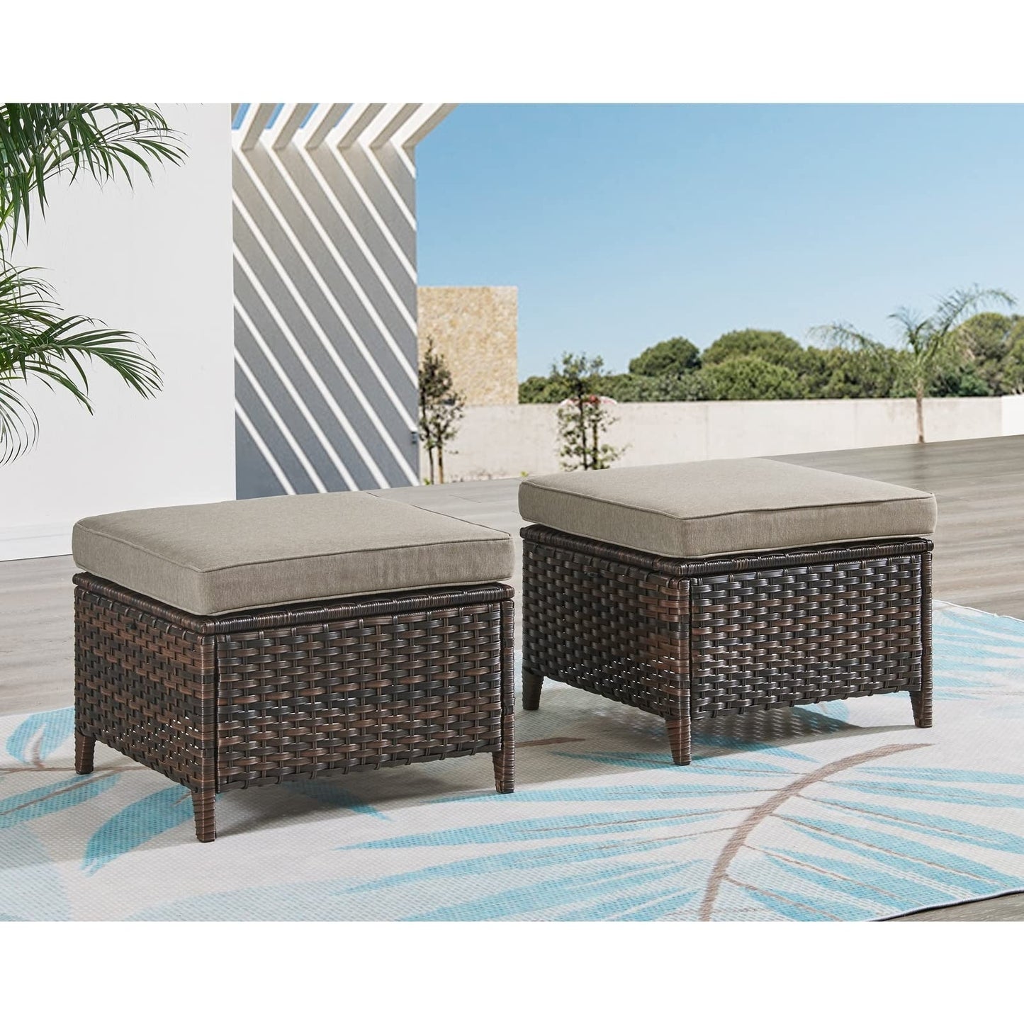 Ensemble de mobilier d'extérieur Pocassy 5 pièces, chaises pivotantes avec poufs