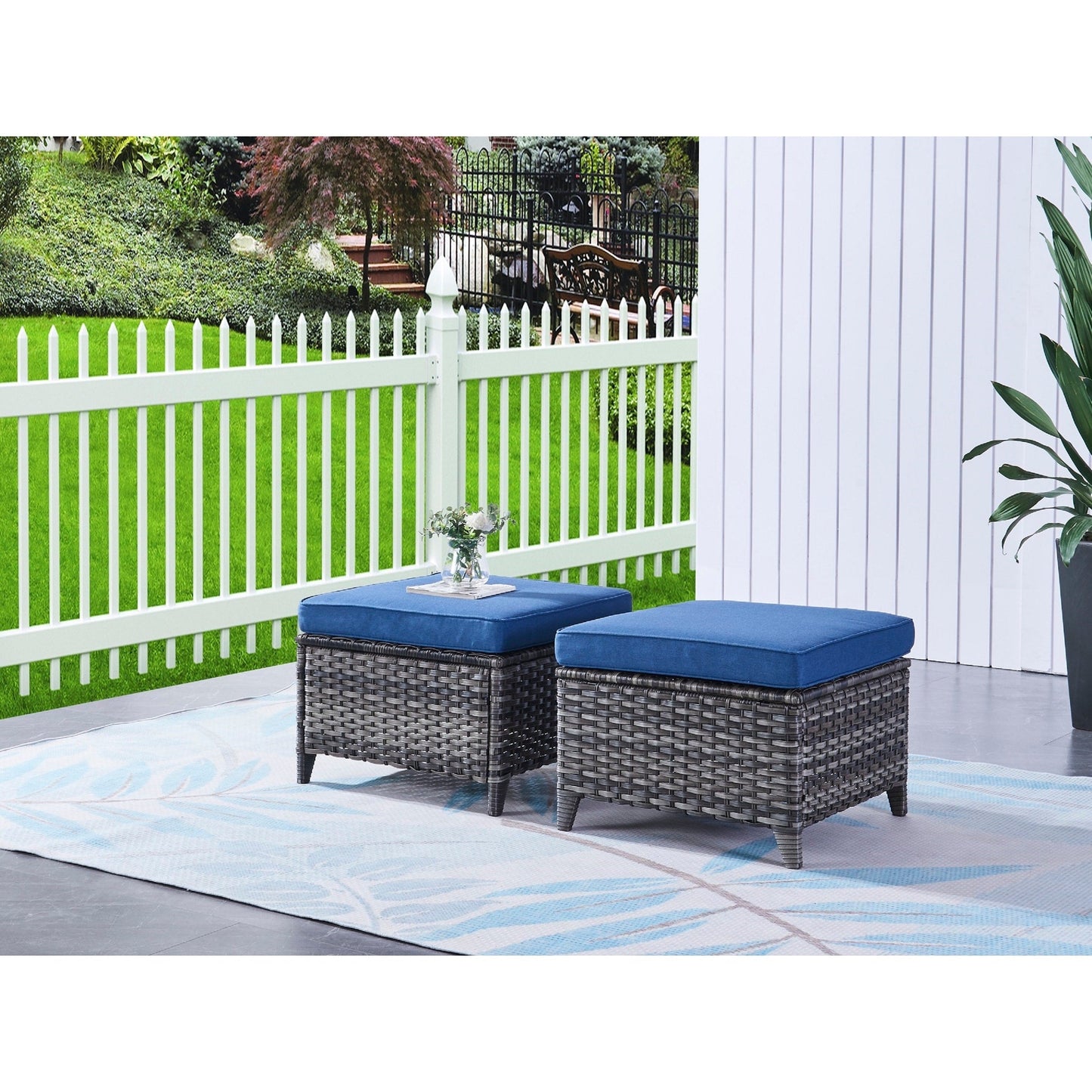 Ensemble de mobilier d'extérieur Pocassy 5 pièces, chaises pivotantes avec poufs