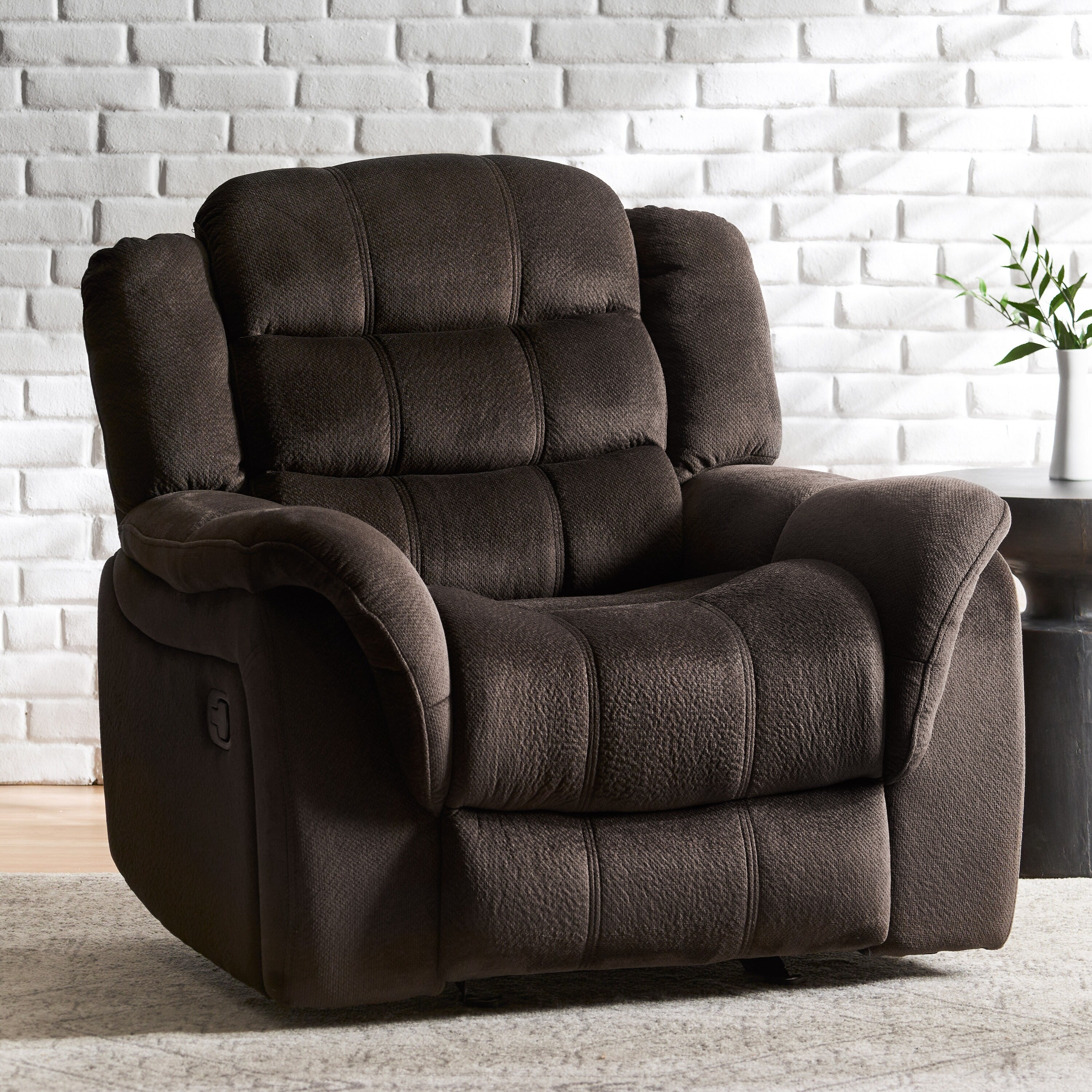Fauteuil inclinable et planeur Roomfitters au design classique, en tissu peluche marron