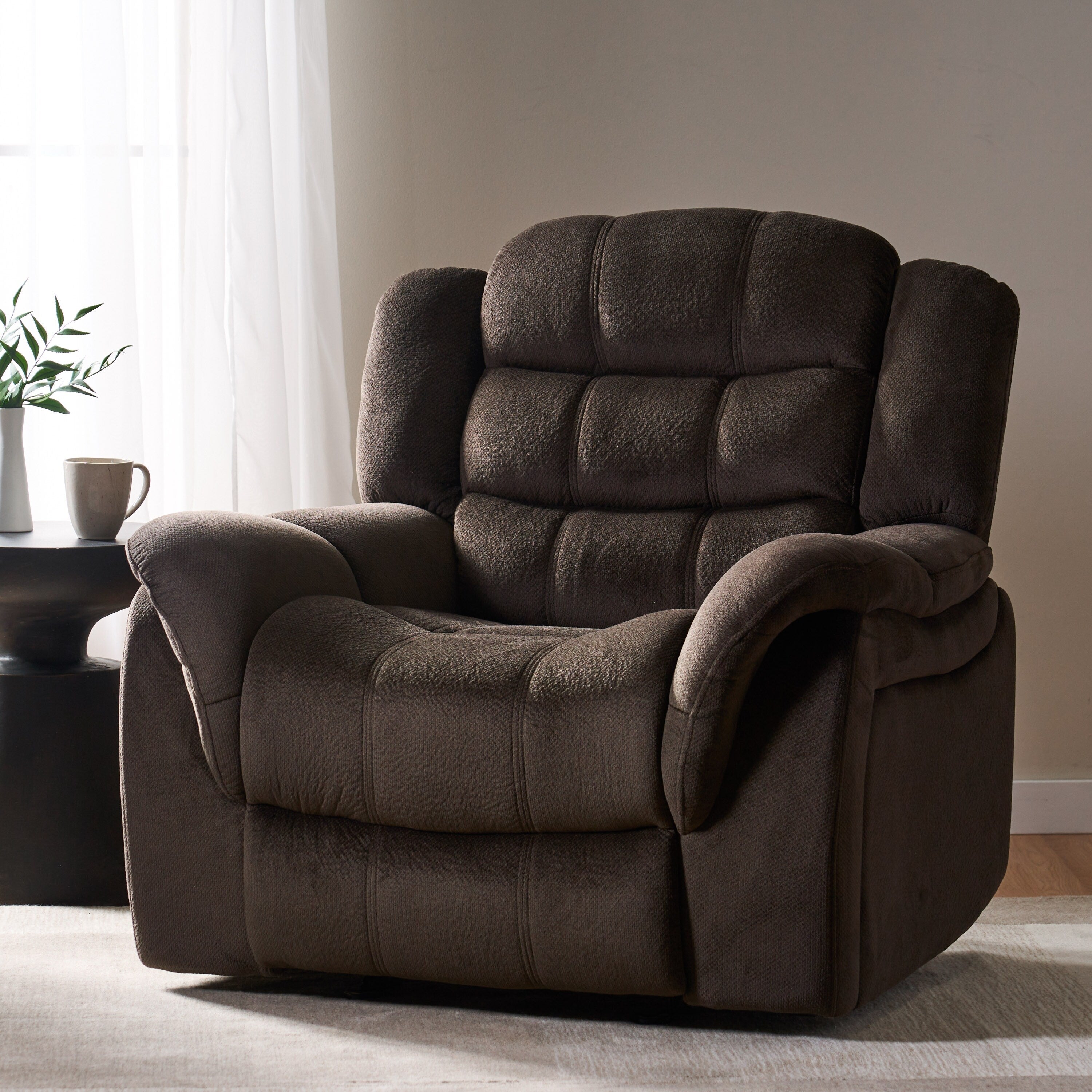 Fauteuil inclinable et planeur Roomfitters au design classique, en tissu peluche marron