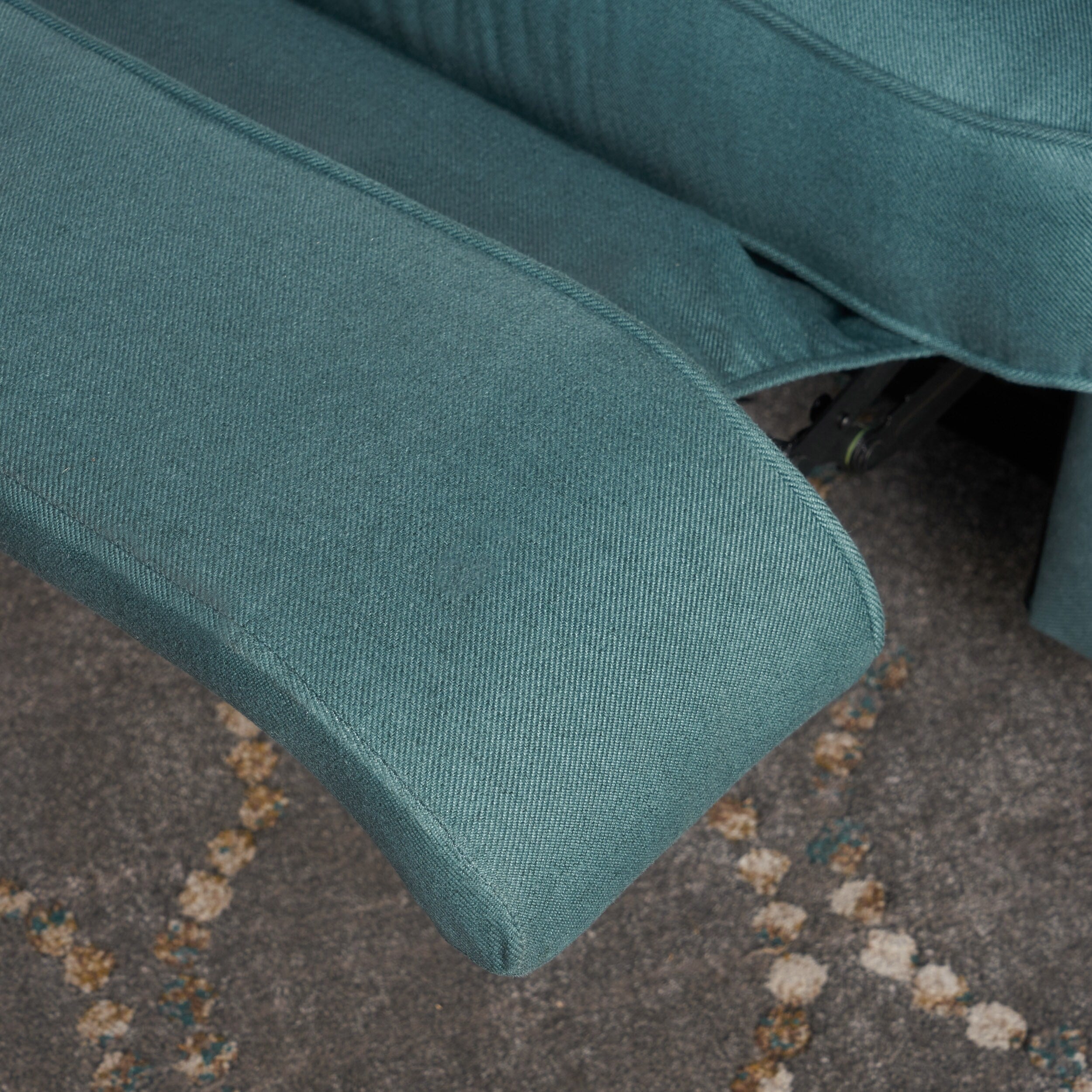 Fauteuil inclinable électrique Roomfitters avec touches cuivrées et revêtement moelleux, fauteuil de salon confortable, bleu sarcelle