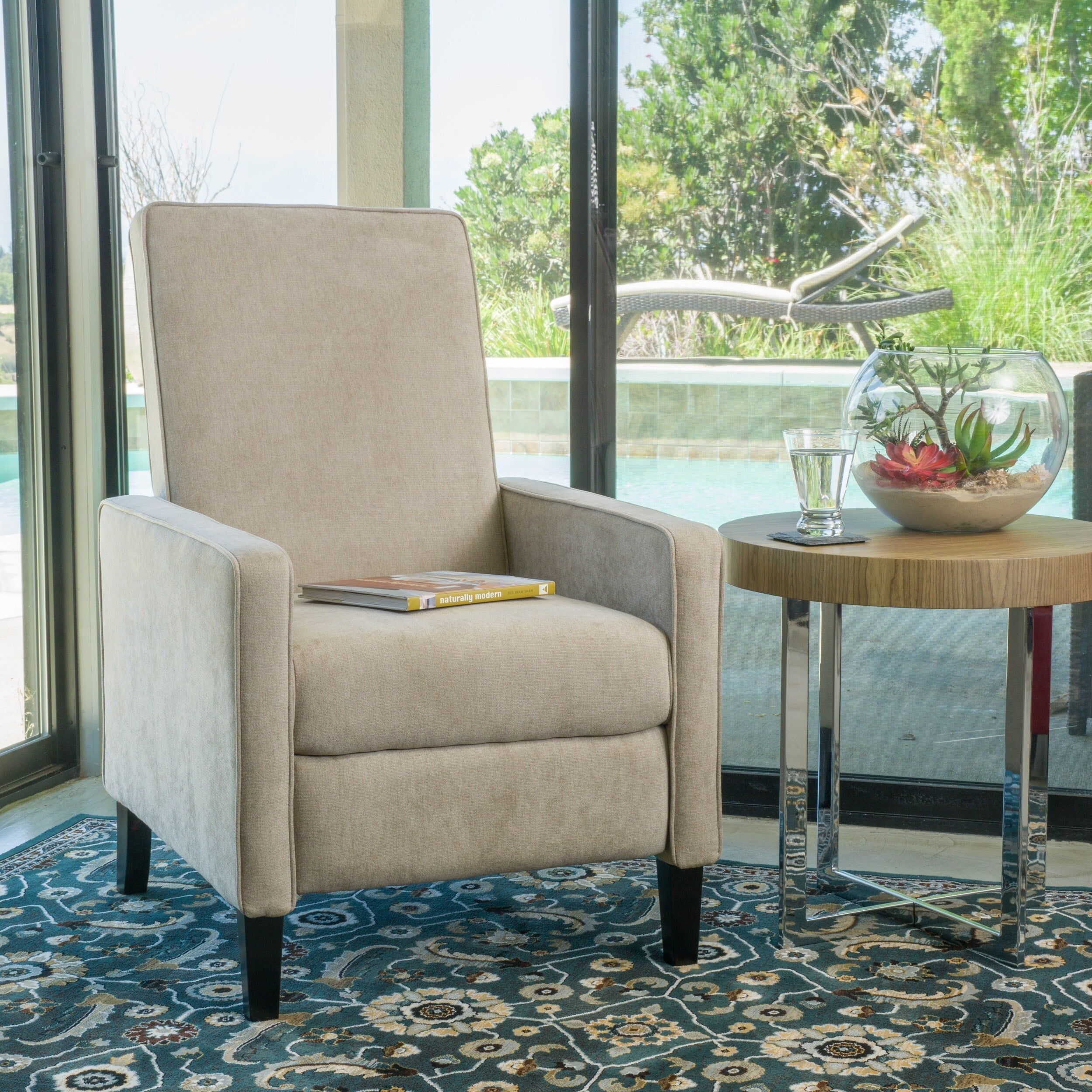 Fauteuil à dossier relevable minimaliste en lin naturel Roomfitters, conçu de manière ergonomique pour la détente et le soutien, naturel