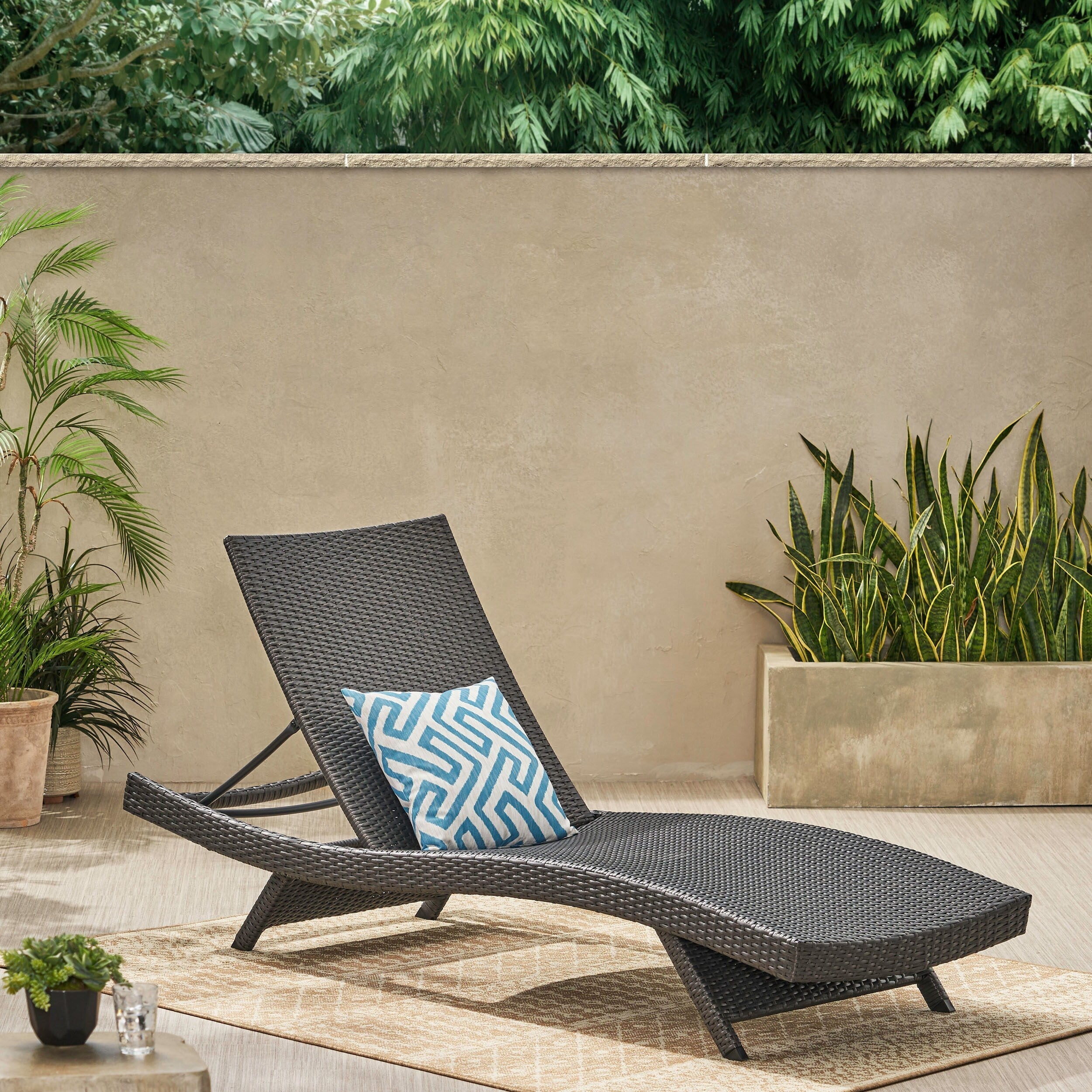Ensemble de chaises longues d'extérieur en osier Roomfitters, chaises longues inclinables réglables, rotin résistant aux intempéries