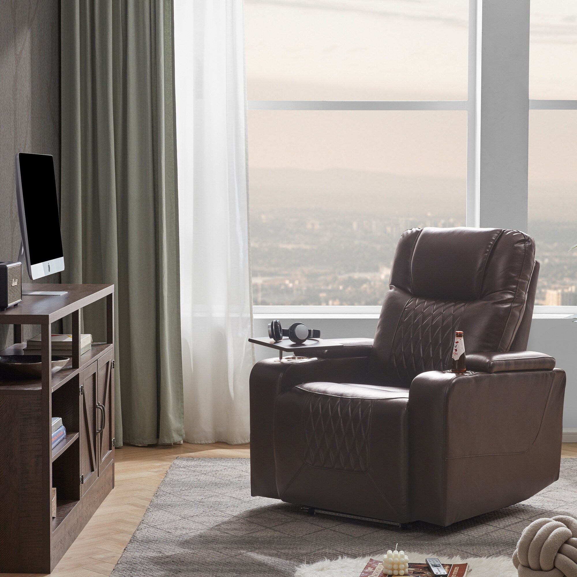 Fauteuil inclinable électrique Roomfitters avec ports de chargement USB, rangement dissimulé des accoudoirs, deux porte-gobelets et plateau pivotant à 360°