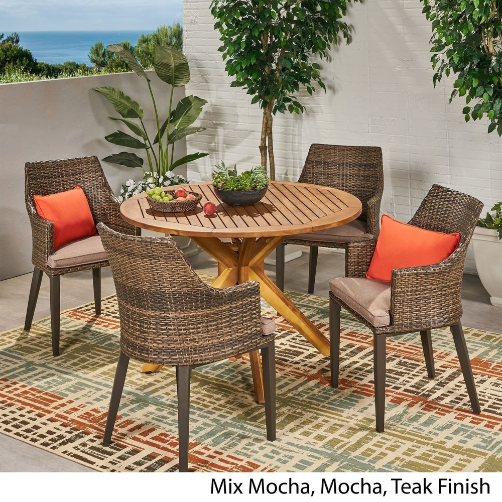 Ensemble de salle à manger d'extérieur rond en osier Ryan 5 pièces avec coussins par Christopher Knight Home