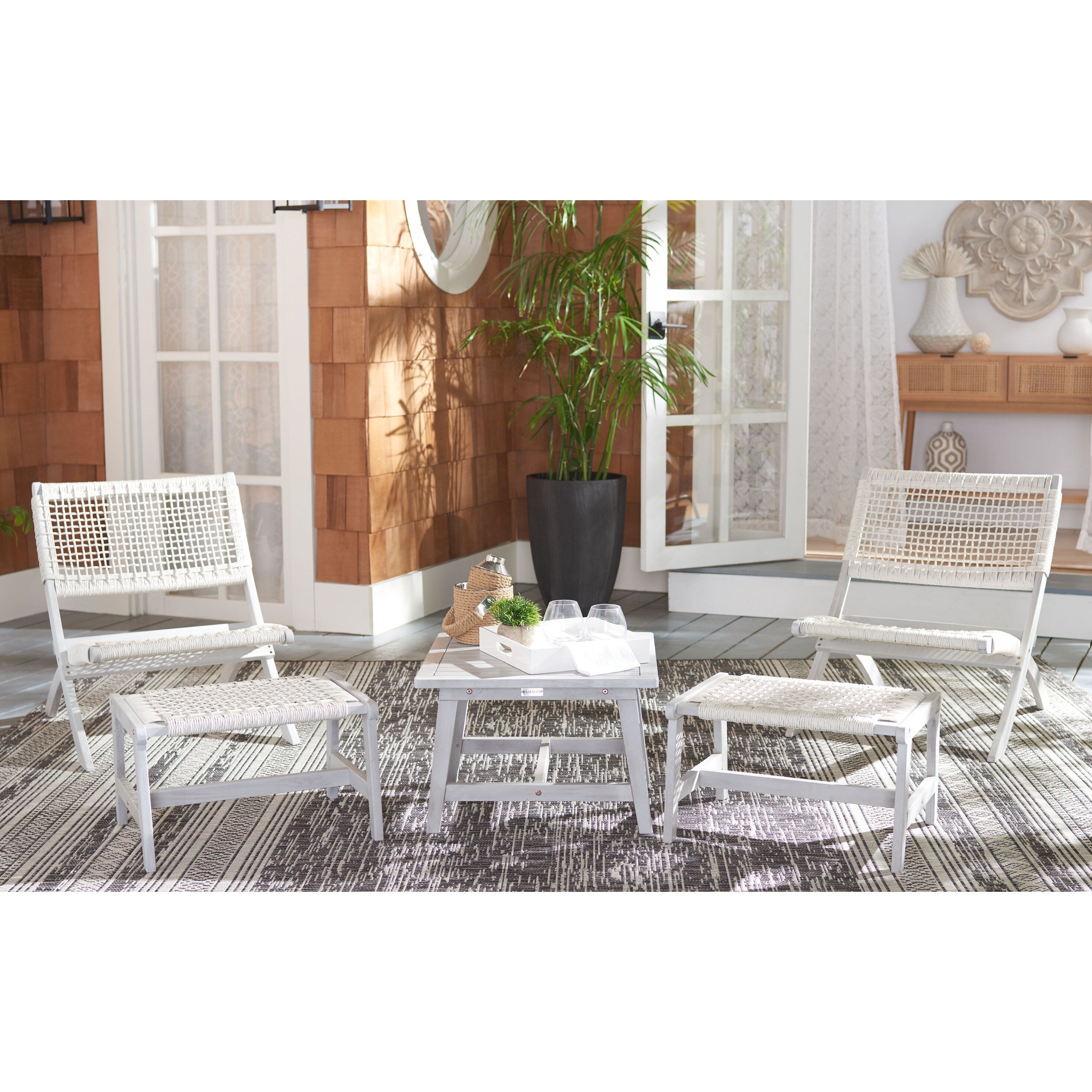 Ensemble de chaises et table d'extérieur SAFAVIEH Lissy en acacia et corde - 24 l x 28 p x 31 h