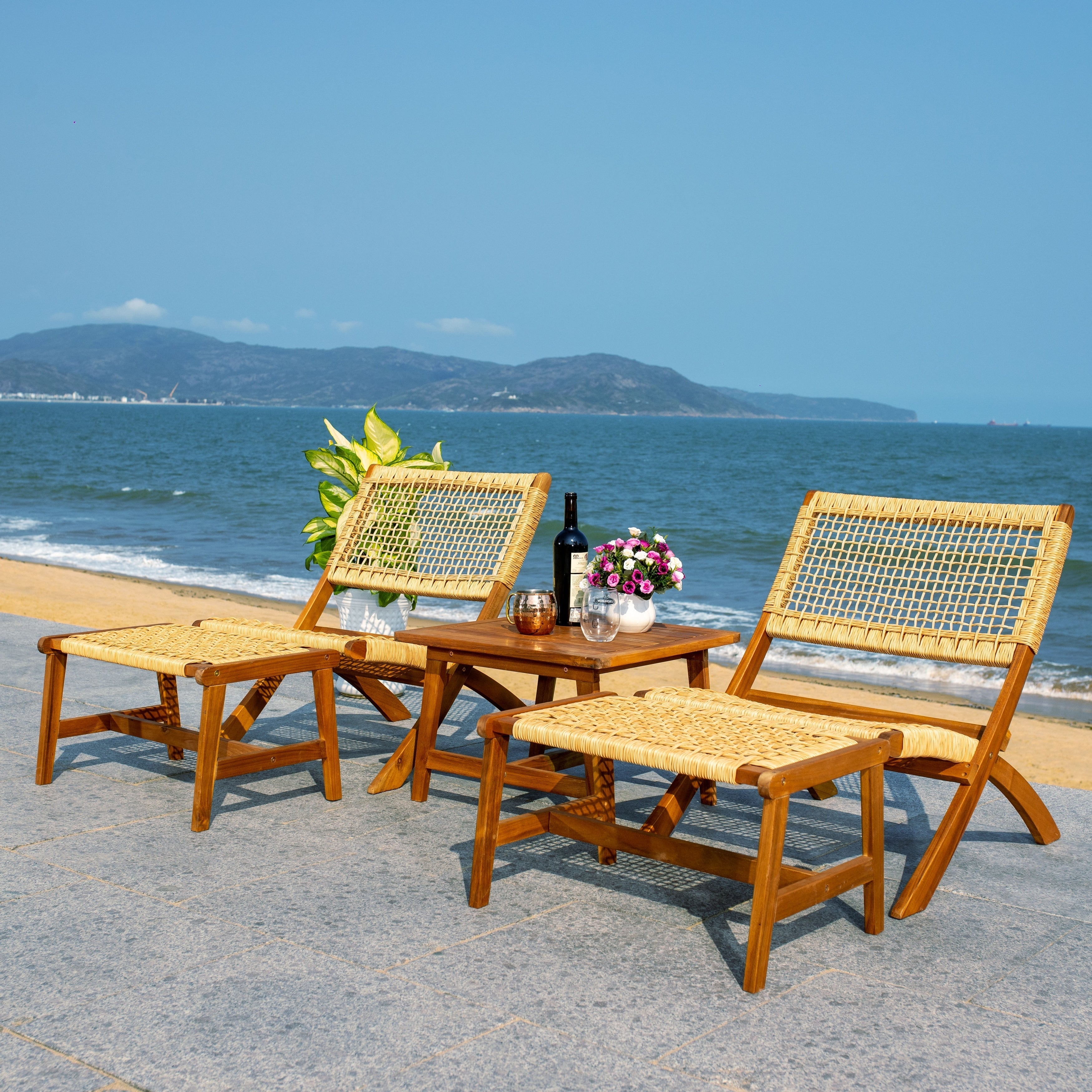 Ensemble de chaises et table d'extérieur SAFAVIEH Lissy en acacia et corde - 24 l x 28 p x 31 h