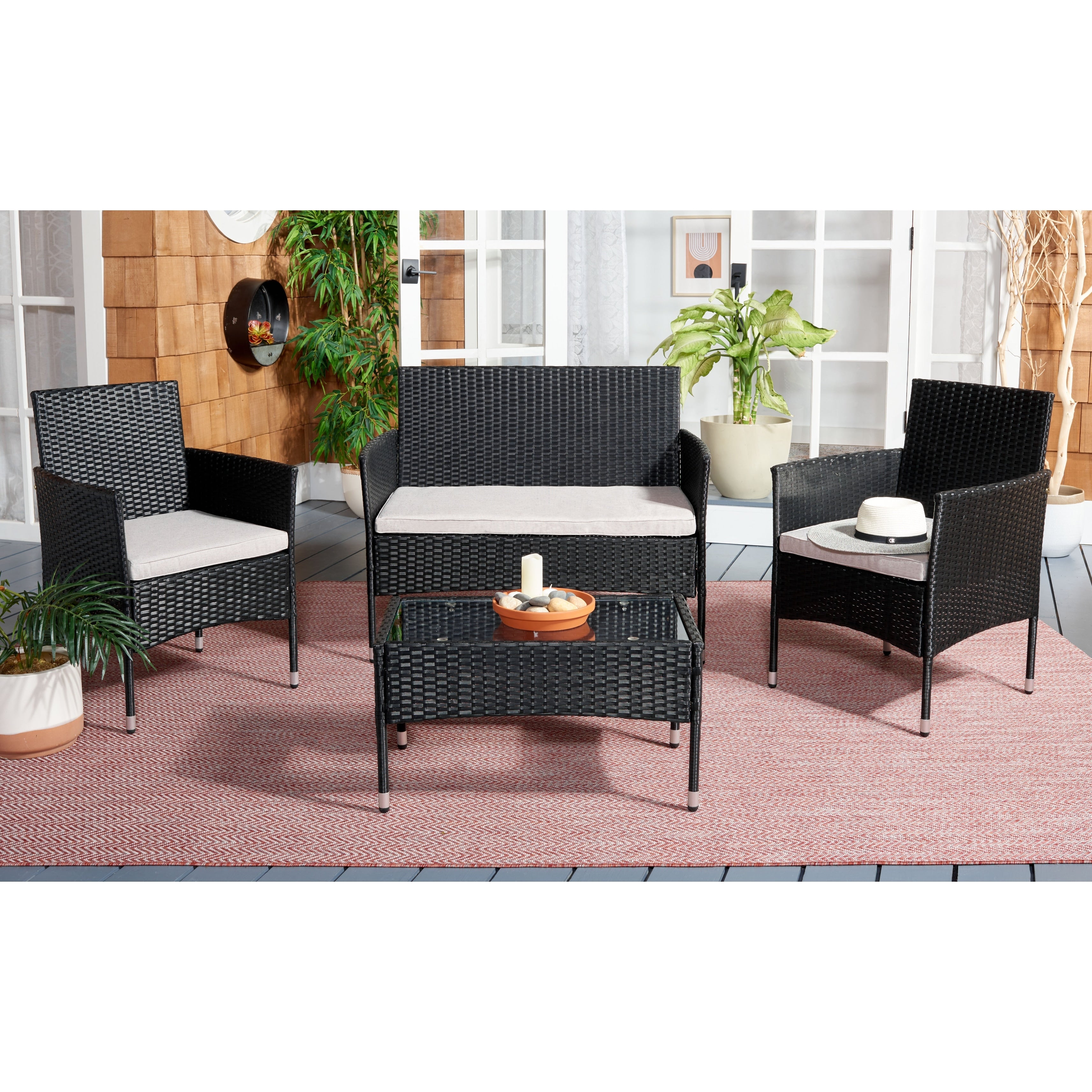 Ensemble de patio 4 pièces Abdul de SAFAVIEH. - 42 L x 23 P x 33 H