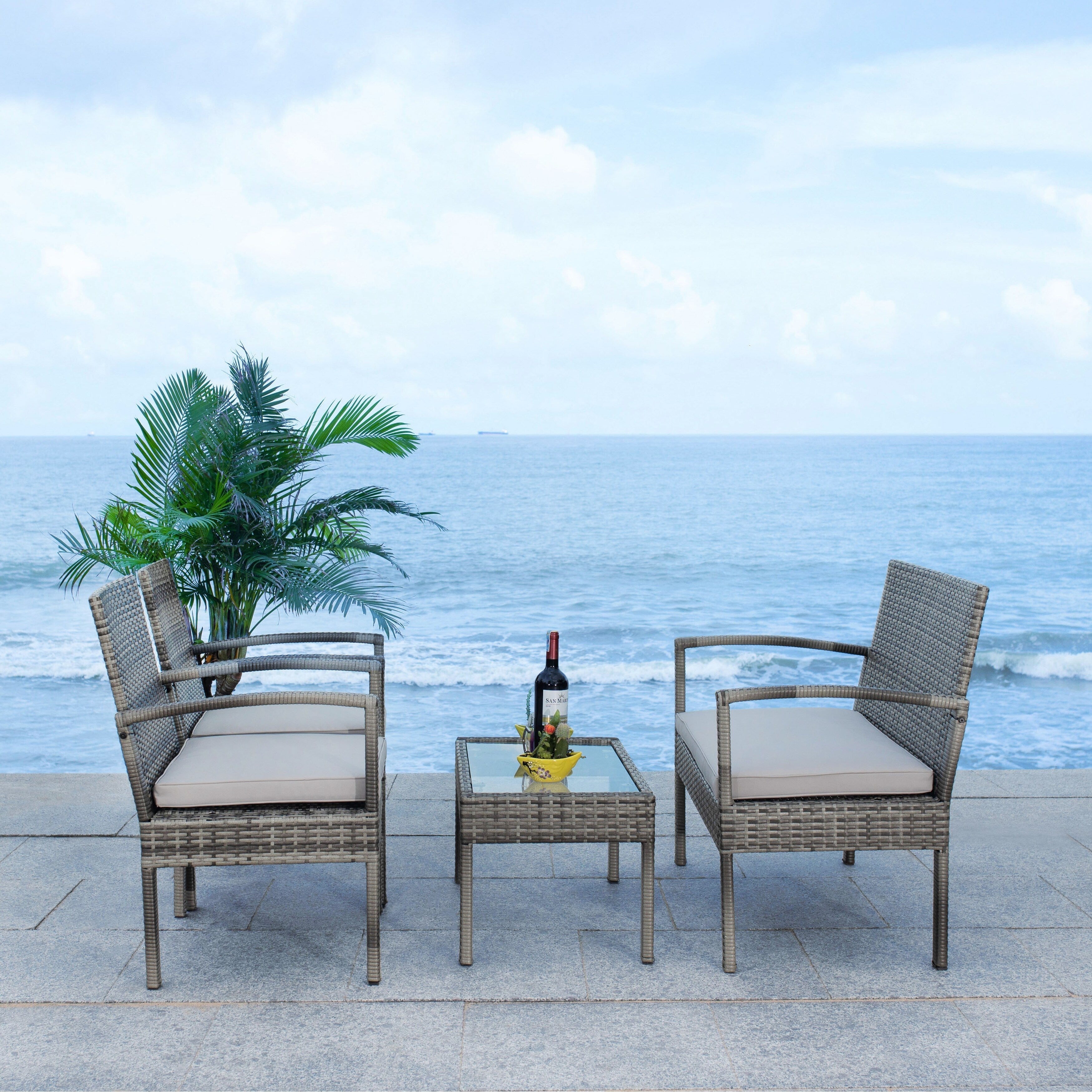 Ensemble de patio d'extérieur Bassey 4 pièces SAFAVIEH - 40 l x 24 p x 32 h