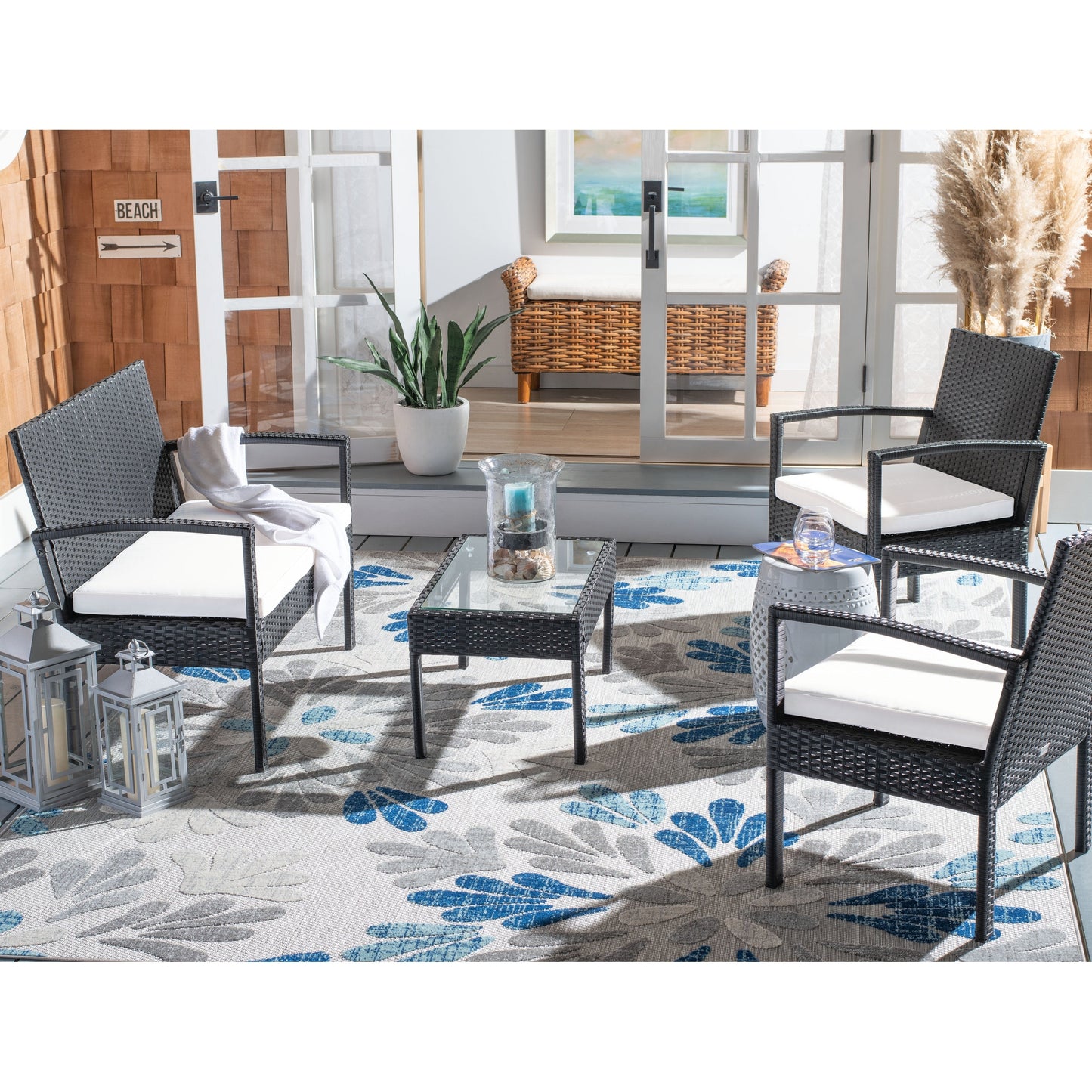 Ensemble de patio d'extérieur Bassey 4 pièces SAFAVIEH - 40 l x 24 p x 32 h