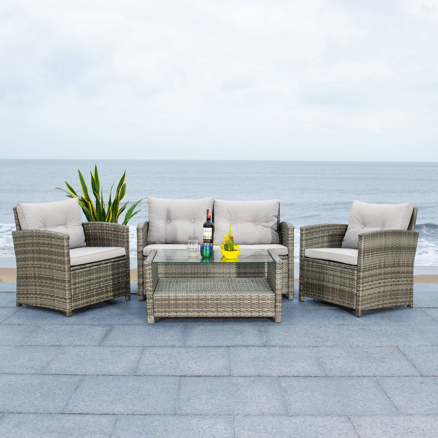 Ensemble de patio SAFAVIEH Outdoor Eranda 4 pièces - 48 L x 30 P x 26 H