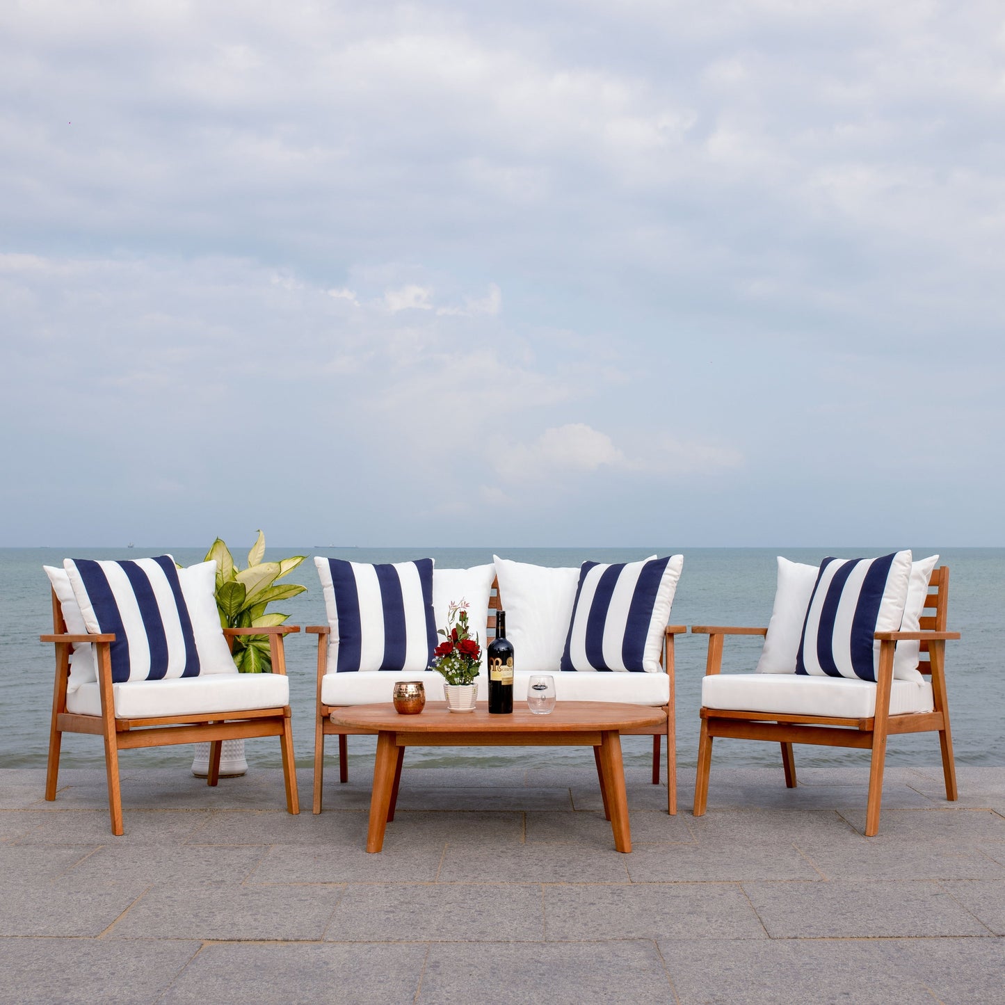 Ensemble de jardin d'extérieur Lupe 4 pièces SAFAVIEH - 49 L x 31 P x 30 H