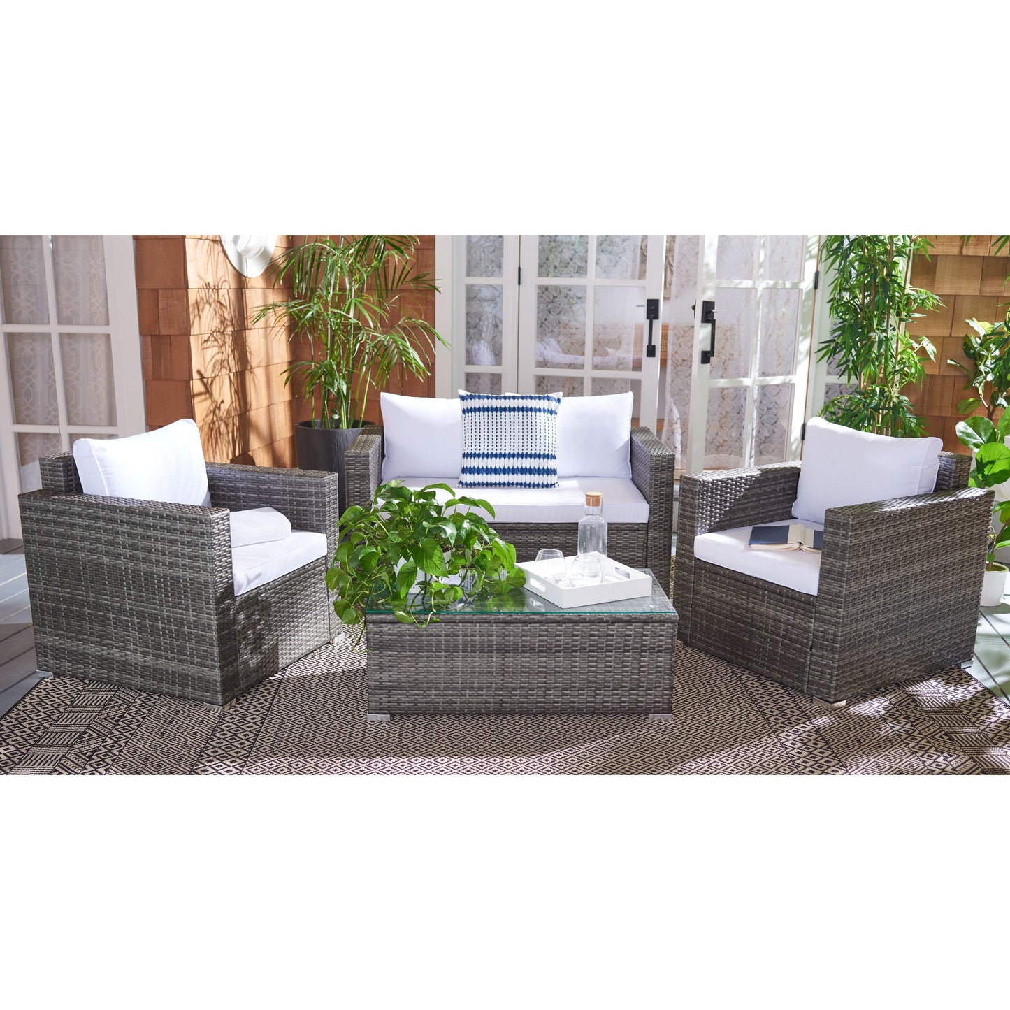 Ensemble de patio d'extérieur en osier Natalee de SAFAVIEH, 4 pièces – 50 l x 27 p x 28 h