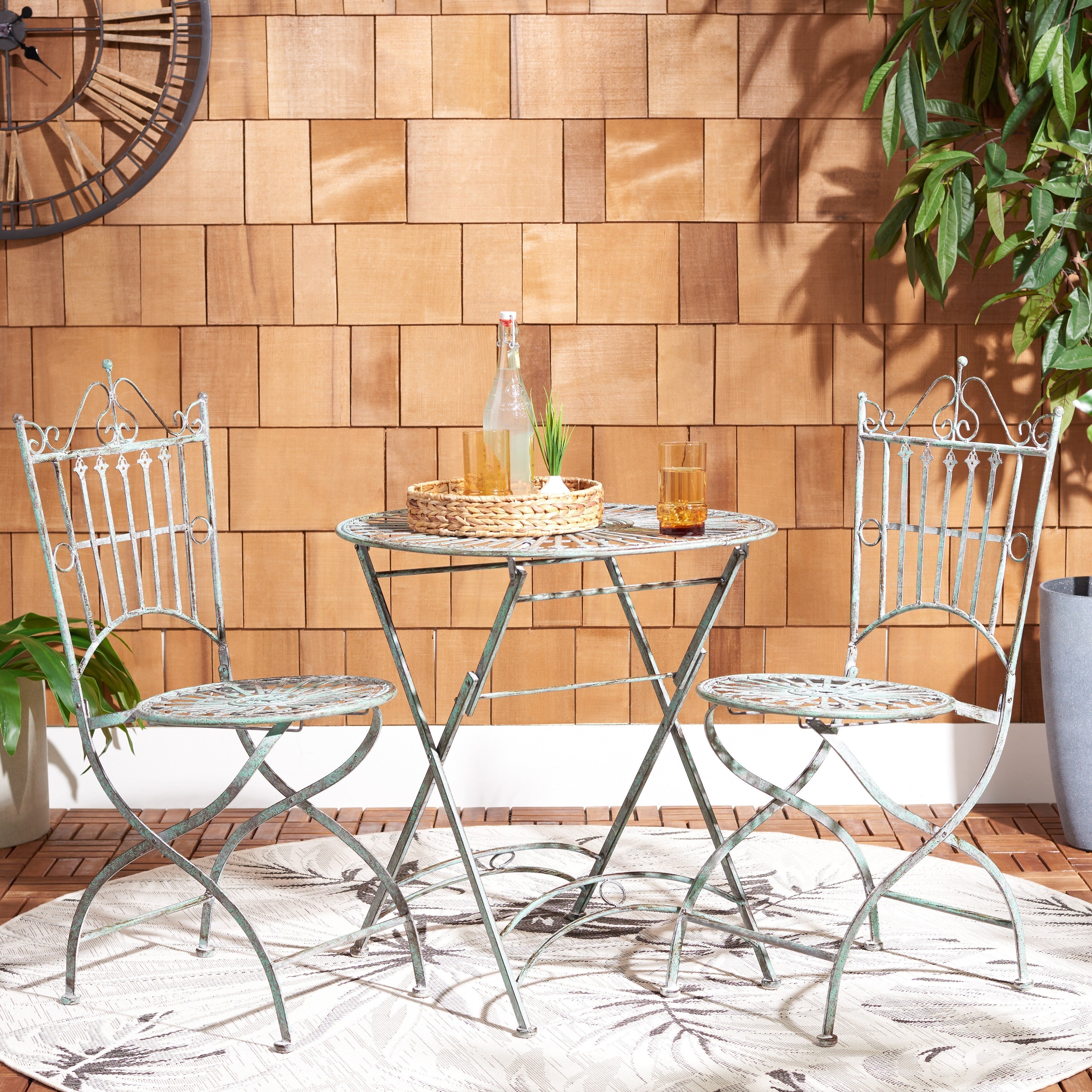 Ensemble bistrot d'extérieur 3 pièces en fer de style victorien Saige de SAFAVIEH - 28 l x 28 p x 38 h