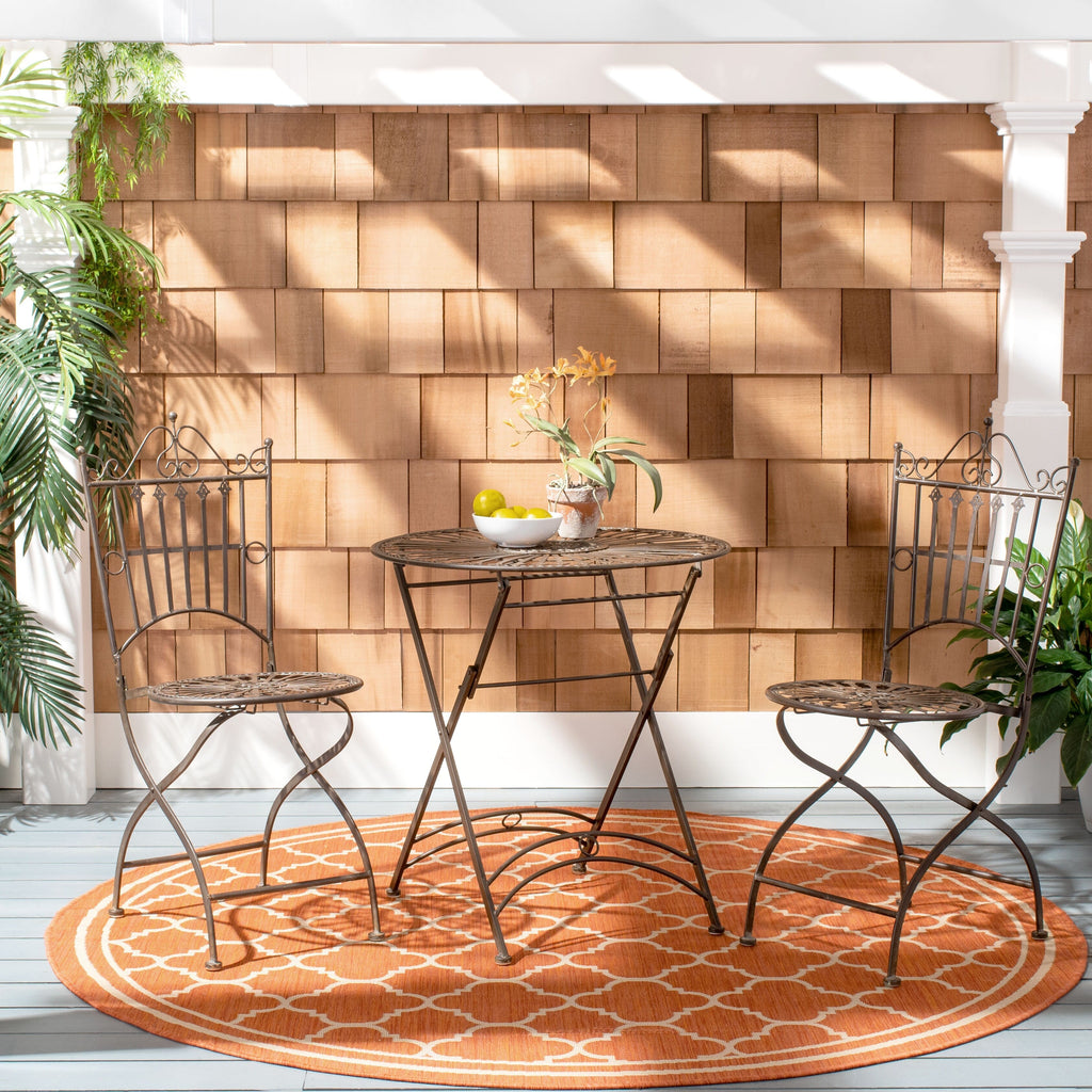 Ensemble bistrot d'extérieur 3 pièces en fer de style victorien Saige de SAFAVIEH - 28 l x 28 p x 38 h