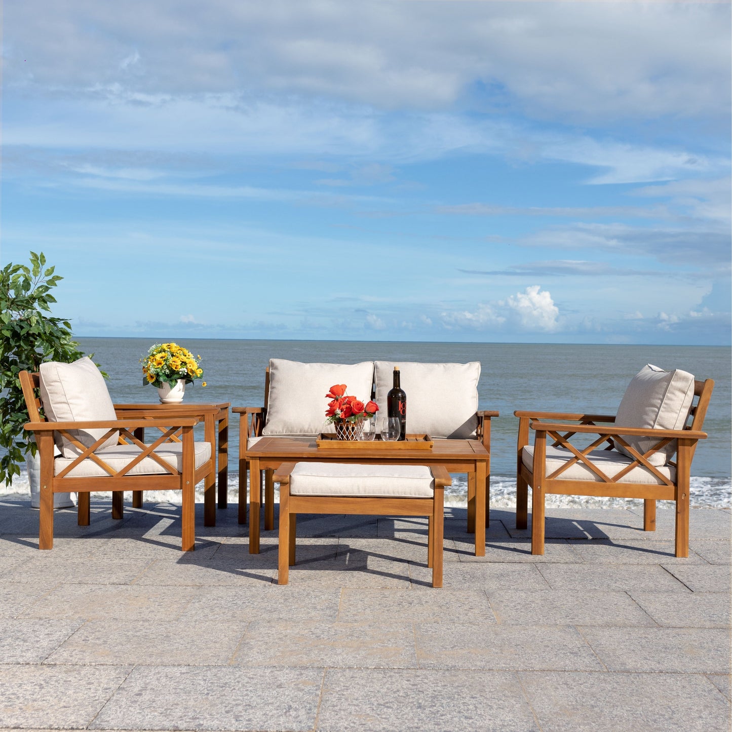 Ensemble de jardin 6 pièces SAFAVIEH Outdoor Unnur - 344 L x 30 P x 28 H
