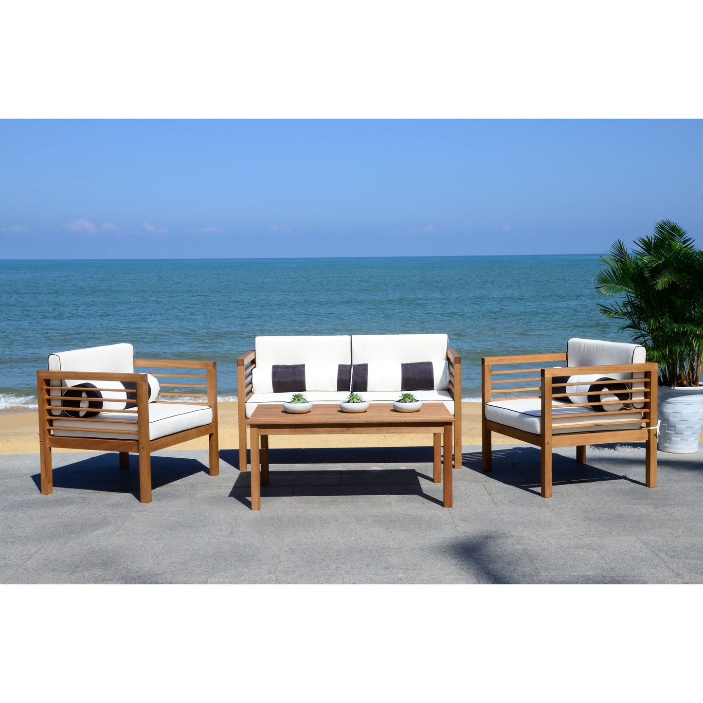 Ensemble de jardin d'extérieur SAFAVIEH Yoselin 4 pièces avec coussin décoratif – 51 L x 26 P x 26 H