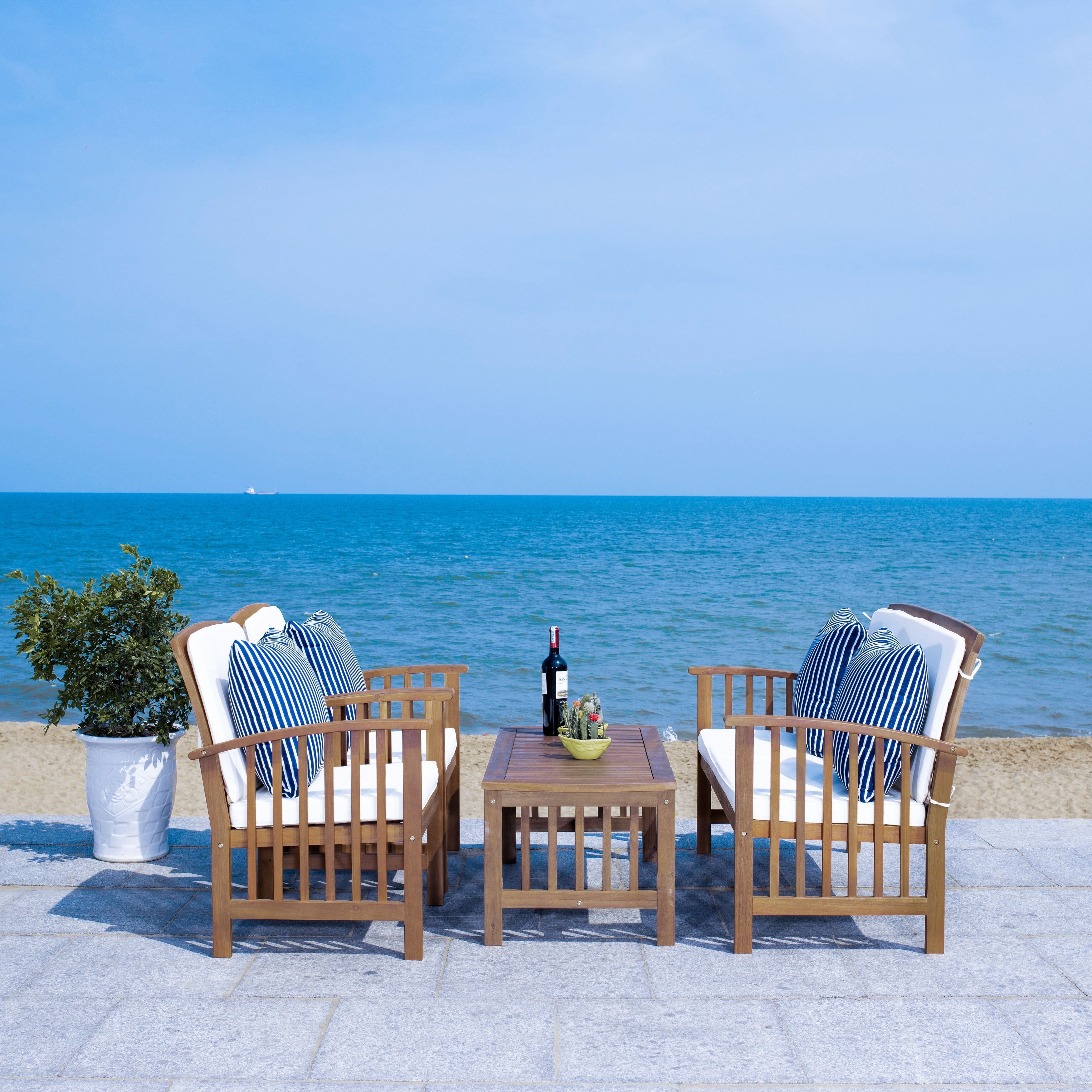 Ensemble de jardin Yuliana 4 pièces SAFAVIEH - 47 L x 33 P x 26 H