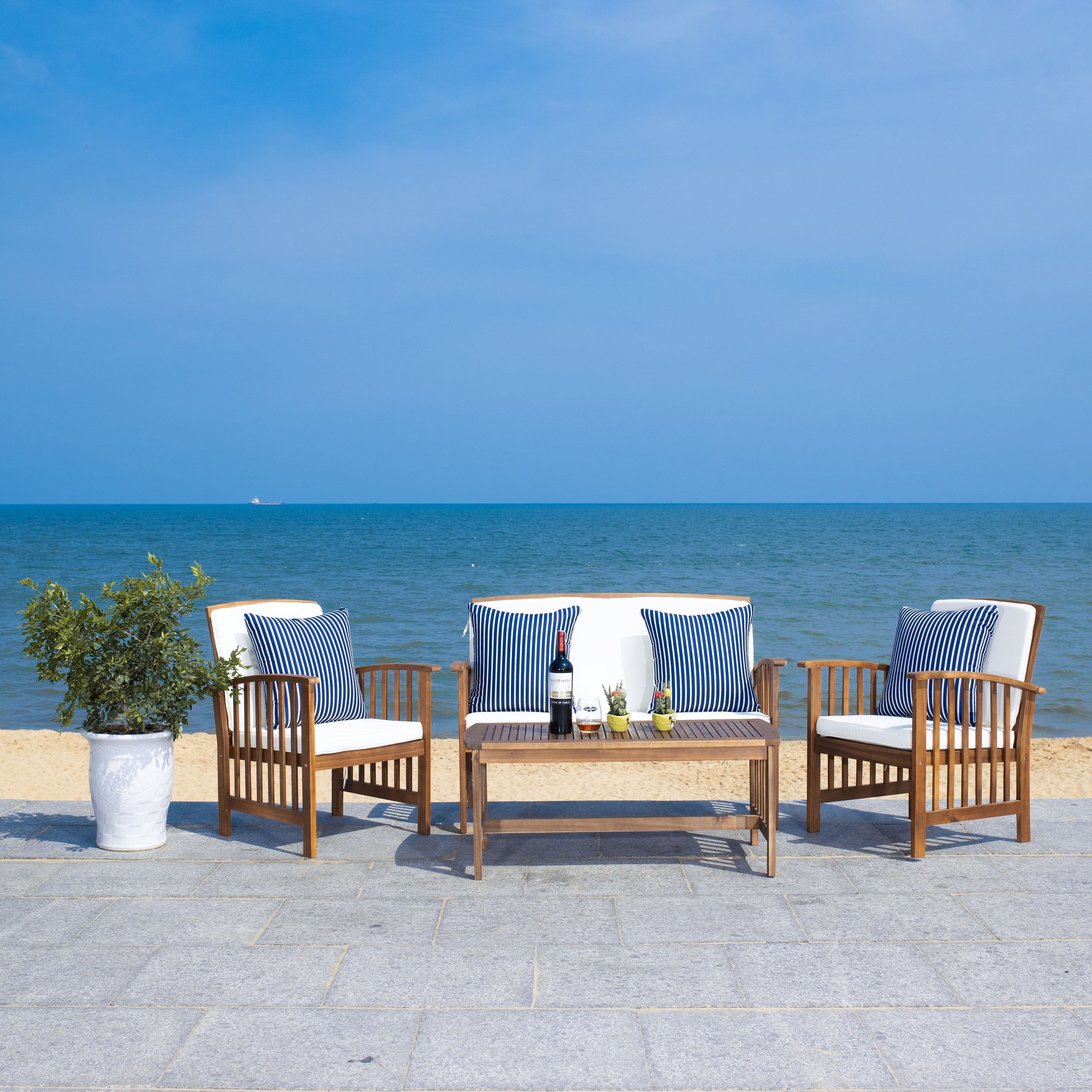 Ensemble de jardin Yuliana 4 pièces SAFAVIEH - 47 L x 33 P x 26 H