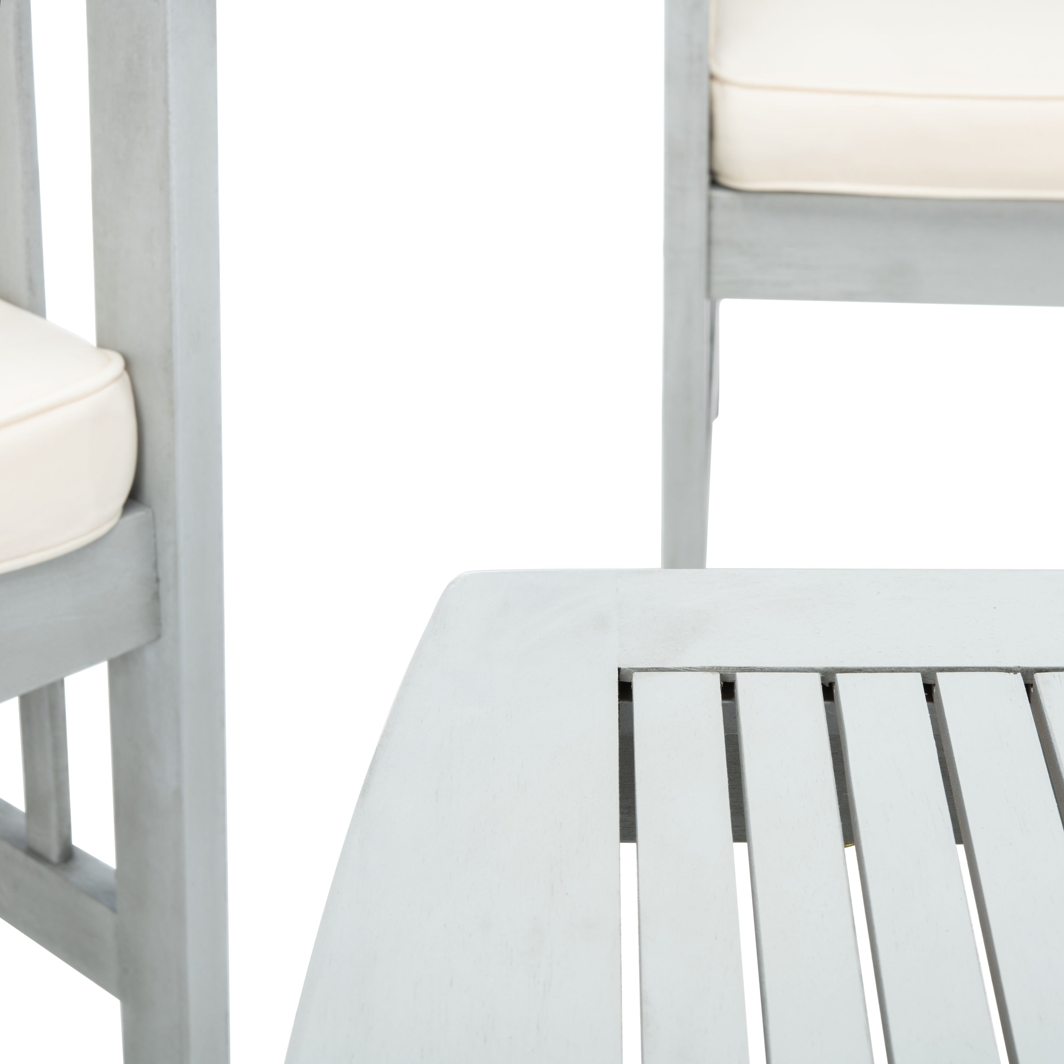 Ensemble de jardin Yuliana 4 pièces SAFAVIEH - 47 L x 33 P x 26 H
