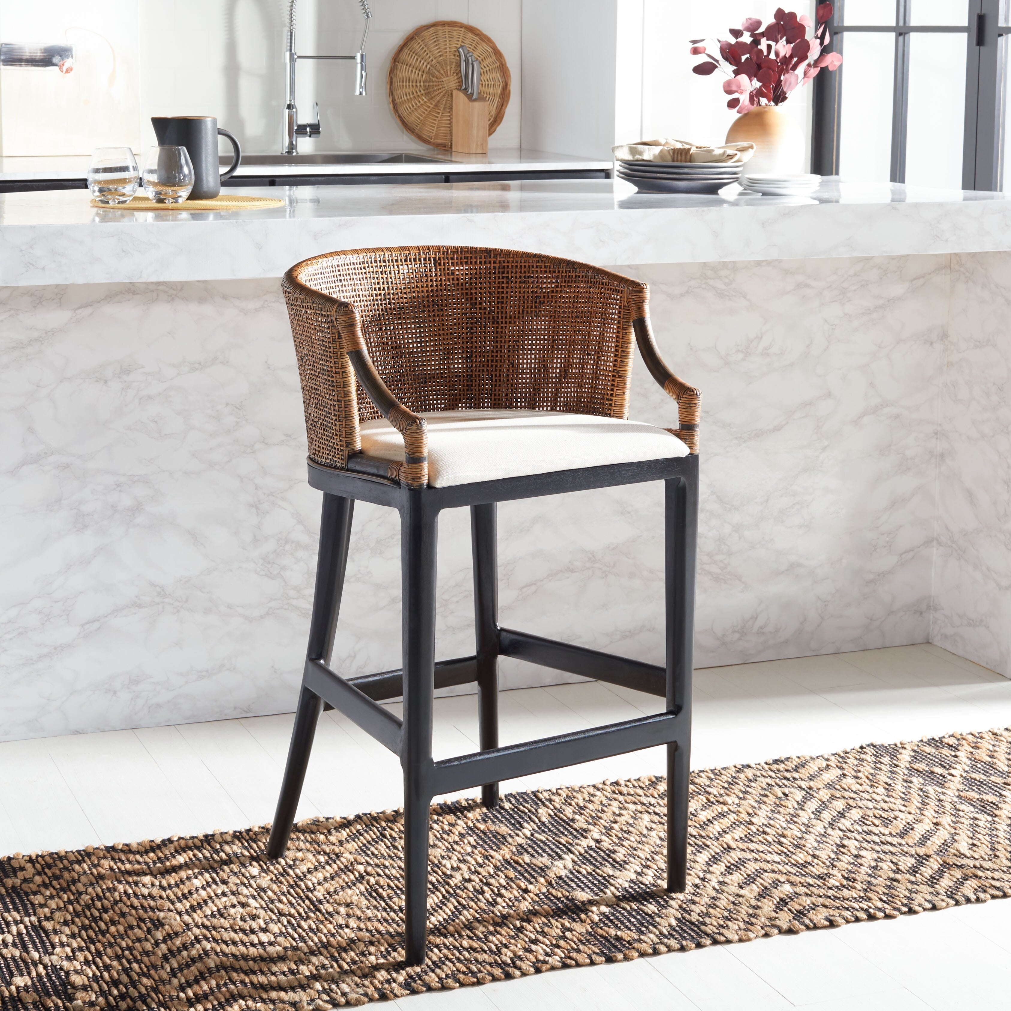 Tabouret de bar en rotin SAFAVIEH Virona de 76 cm (22,3 po l x 20,5 po l x 39 po H)